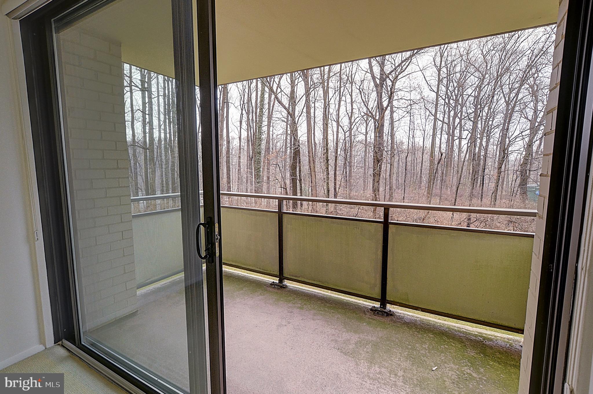 PROMENADE TOWERS - Residential