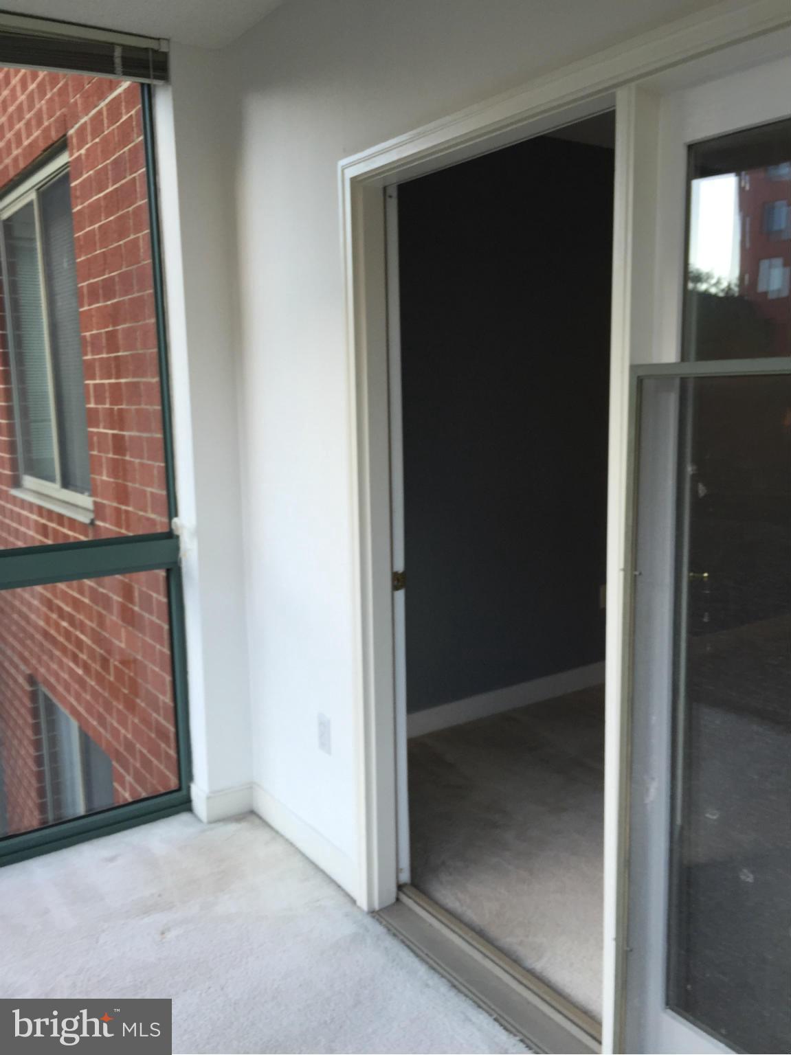 WINDSOR PLAZA - Residential Lease