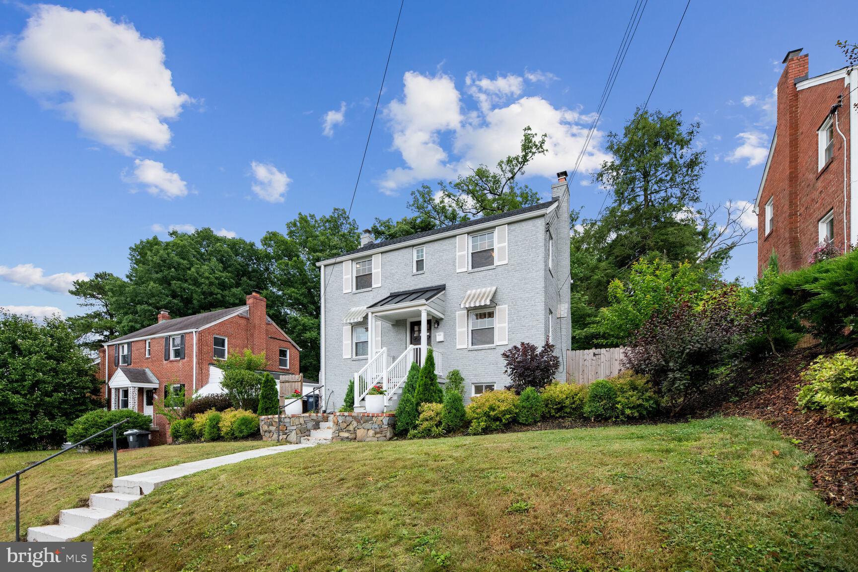 MICHIGAN PARK HILLS - Residential