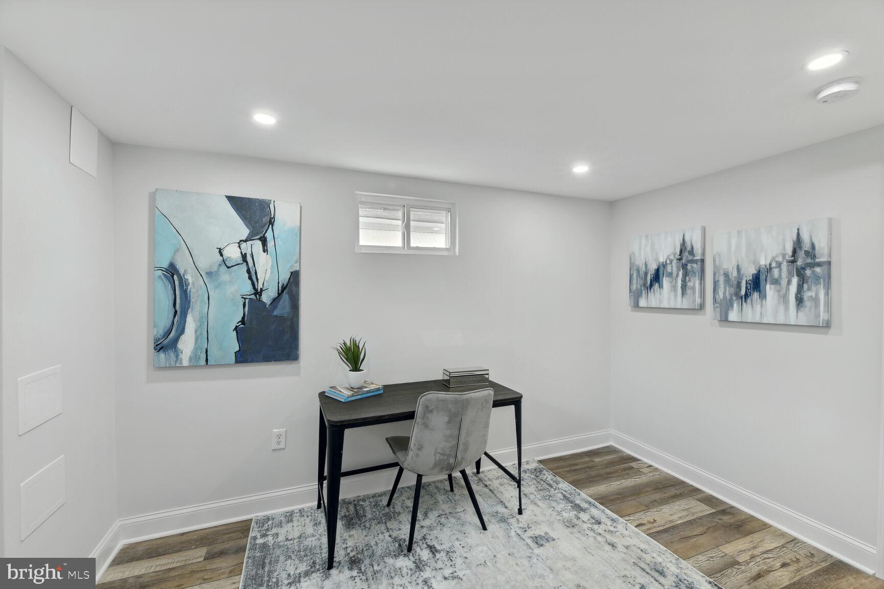 MICHIGAN PARK HILLS - Residential