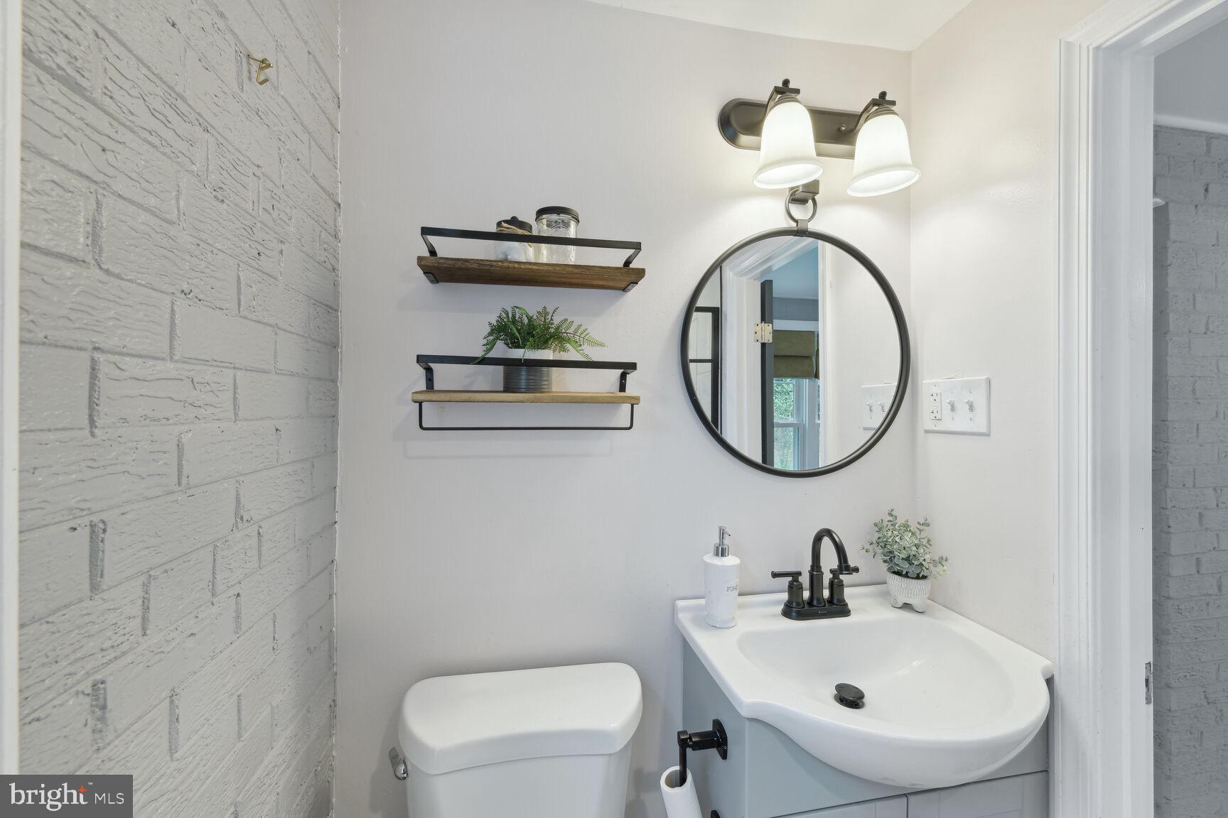 MICHIGAN PARK HILLS - Residential