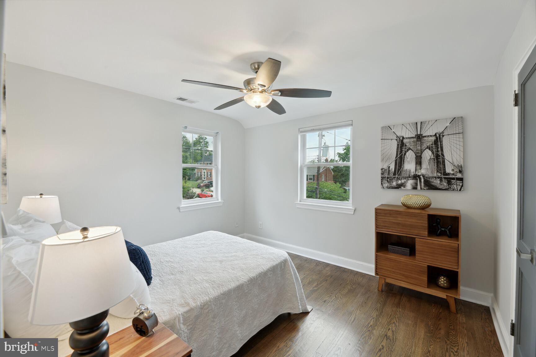 MICHIGAN PARK HILLS - Residential