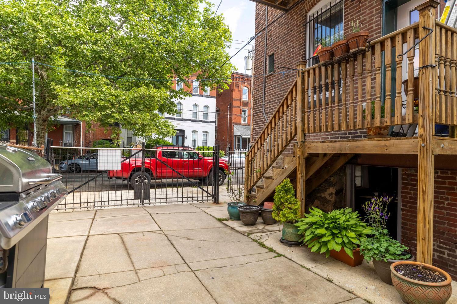 WEST POWELTON - Residential