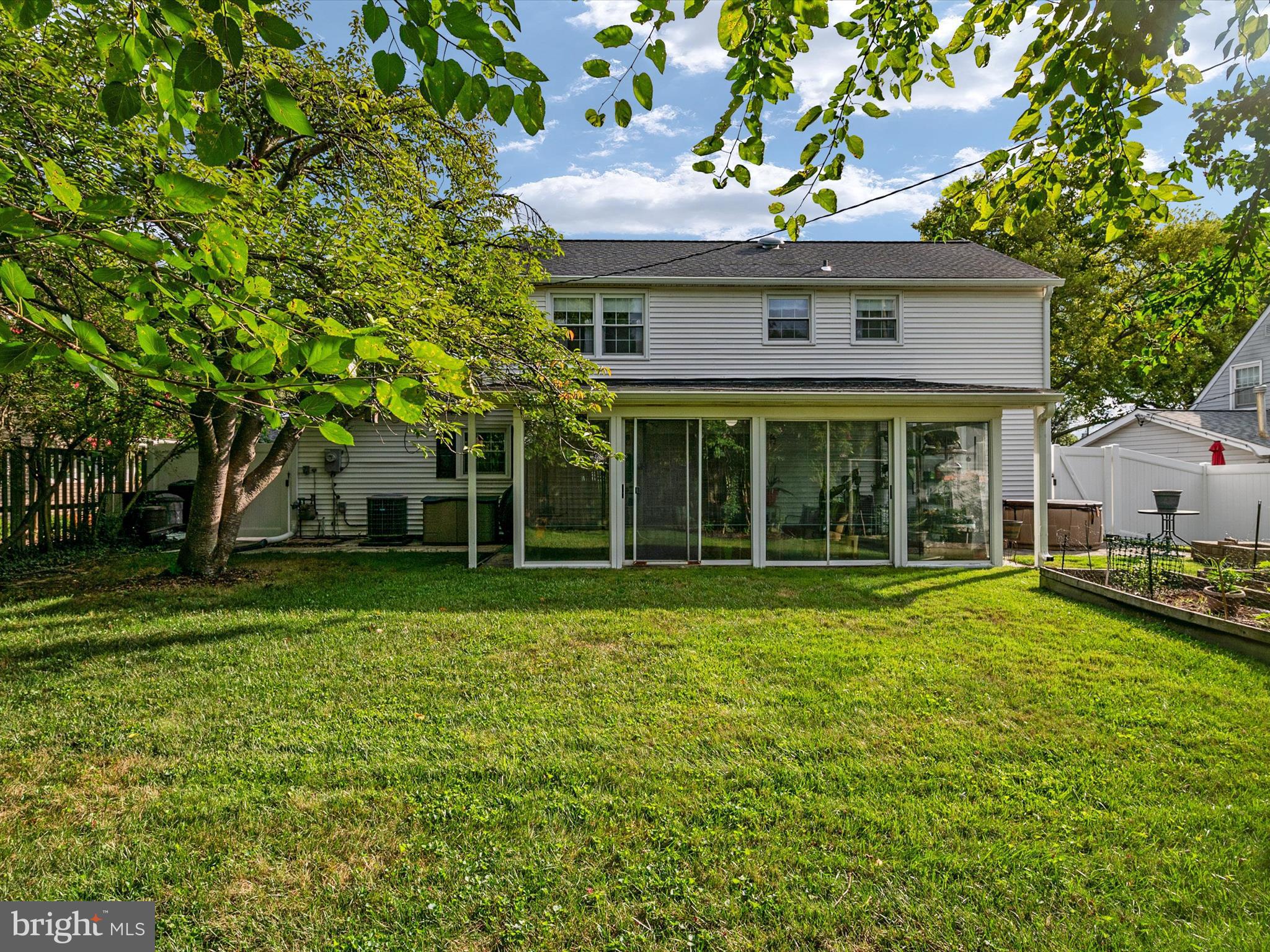 SOMERSET AT BELAIR - Residential