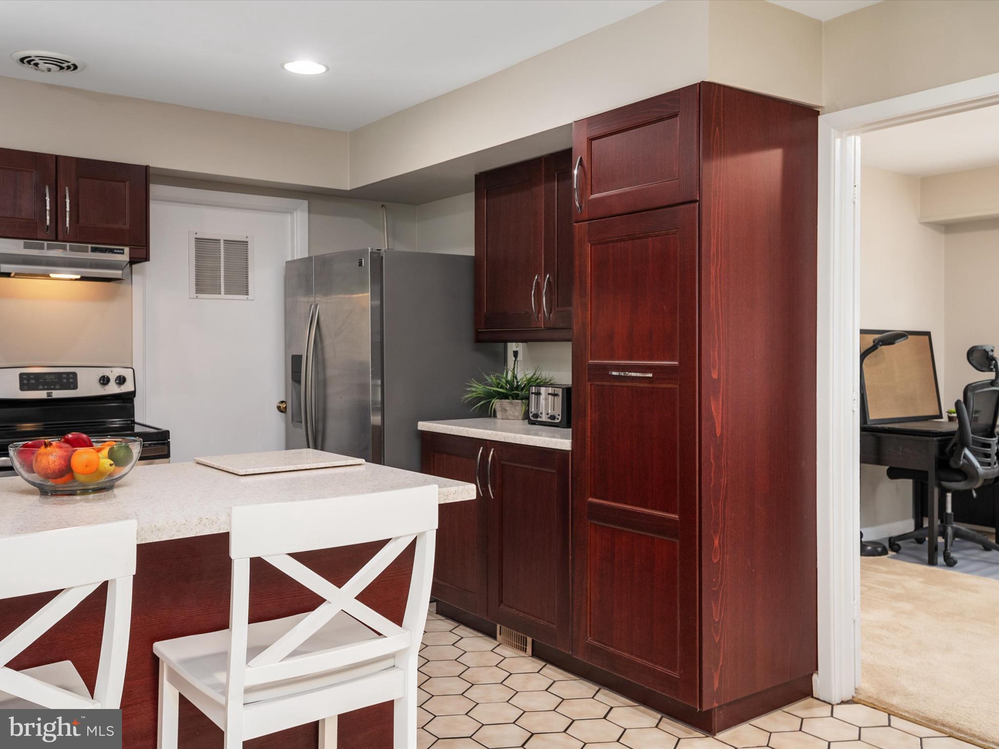 SOMERSET AT BELAIR - Residential