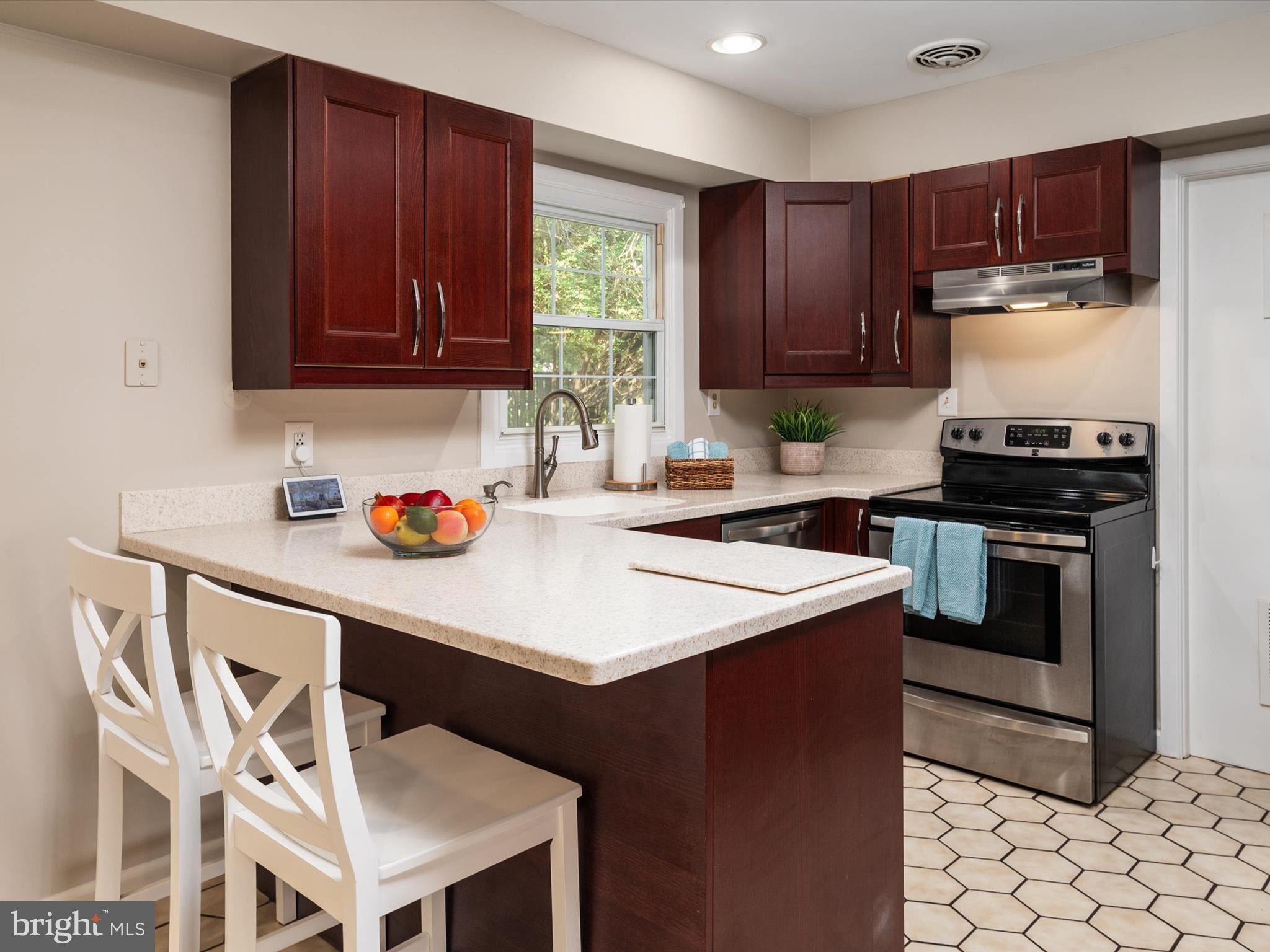 SOMERSET AT BELAIR - Residential