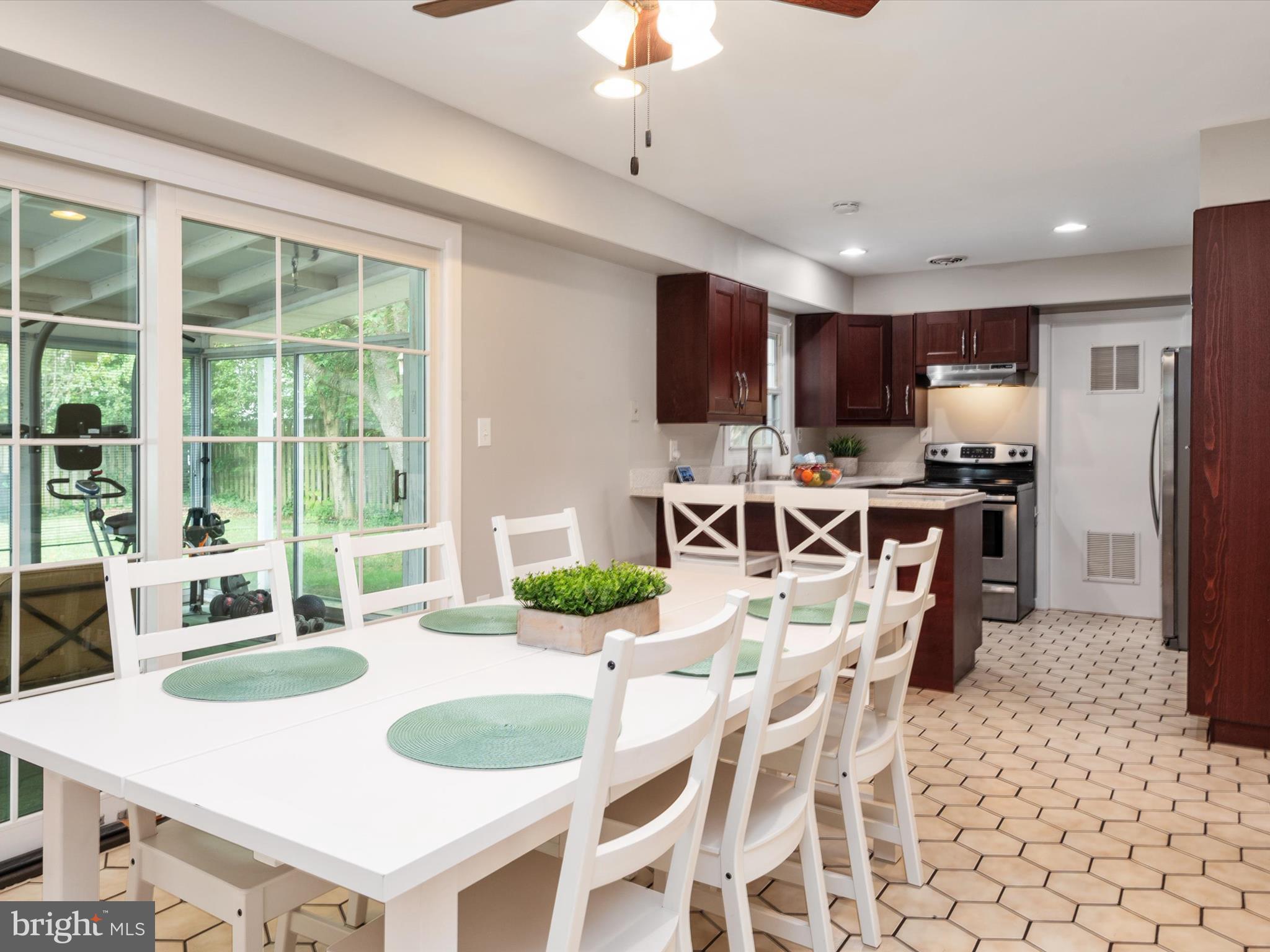 SOMERSET AT BELAIR - Residential