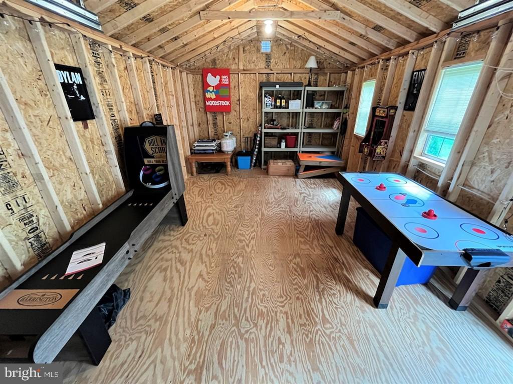 TOWAMENSING TRAILS - Residential