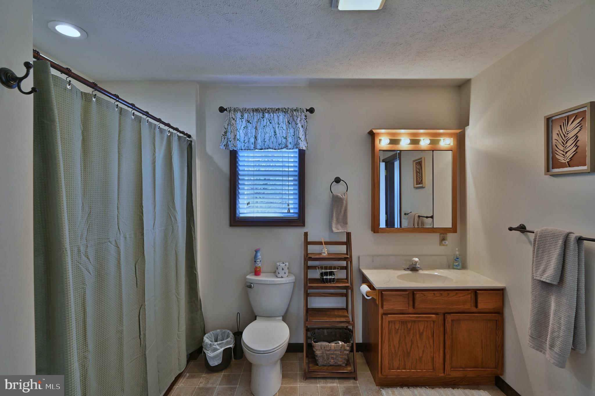 TOWAMENSING TRAILS - Residential