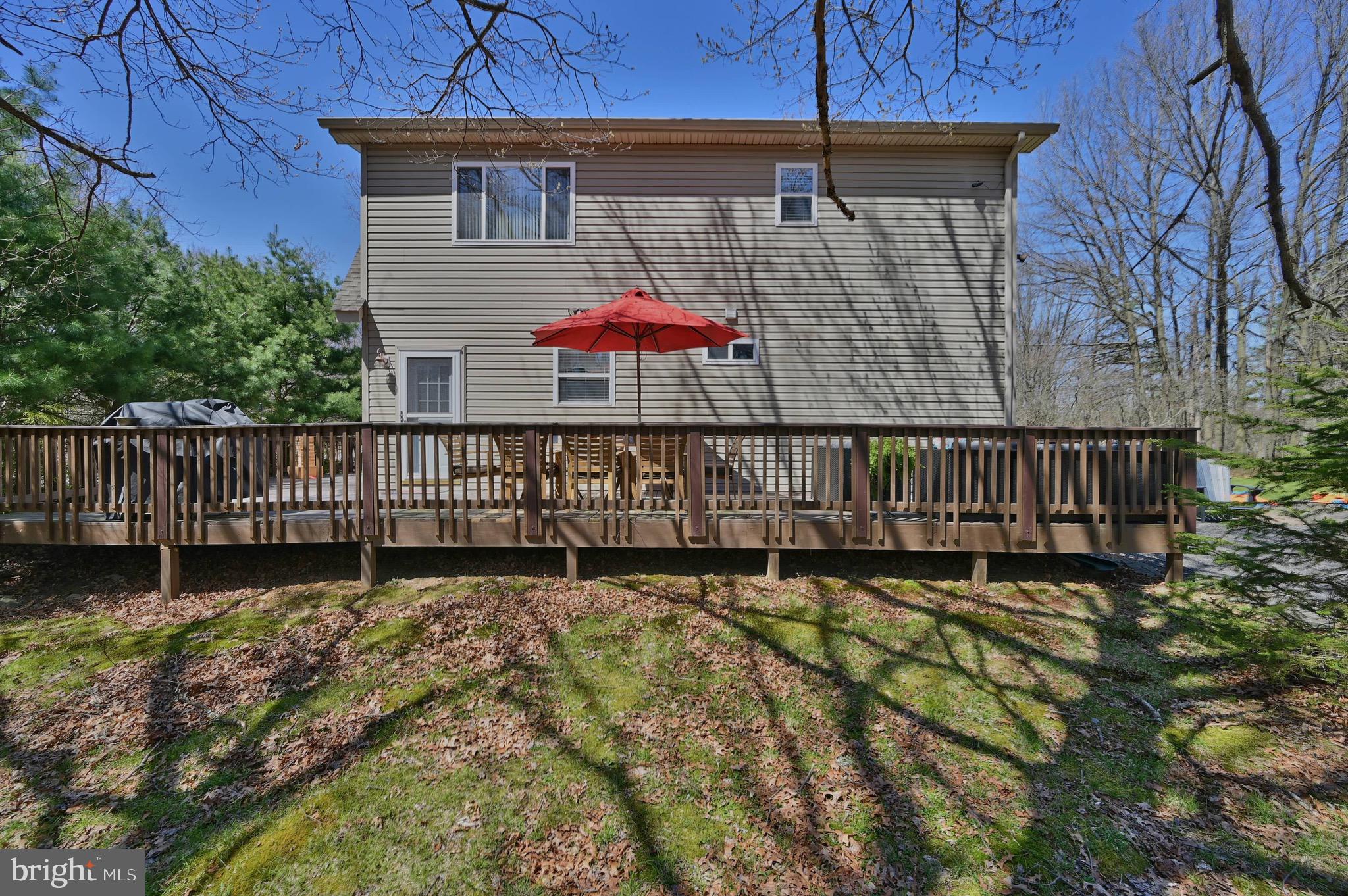 292 MCKUEN WAY