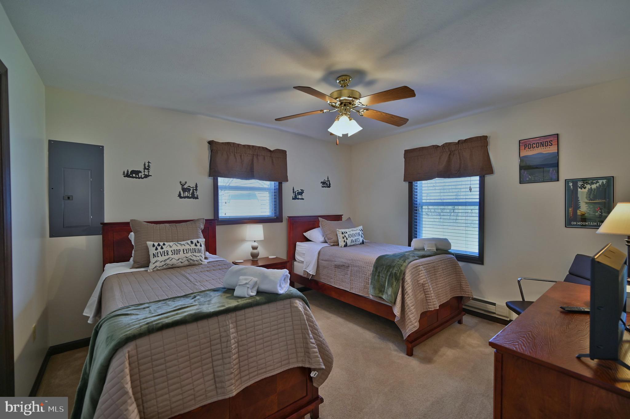 TOWAMENSING TRAILS - Residential