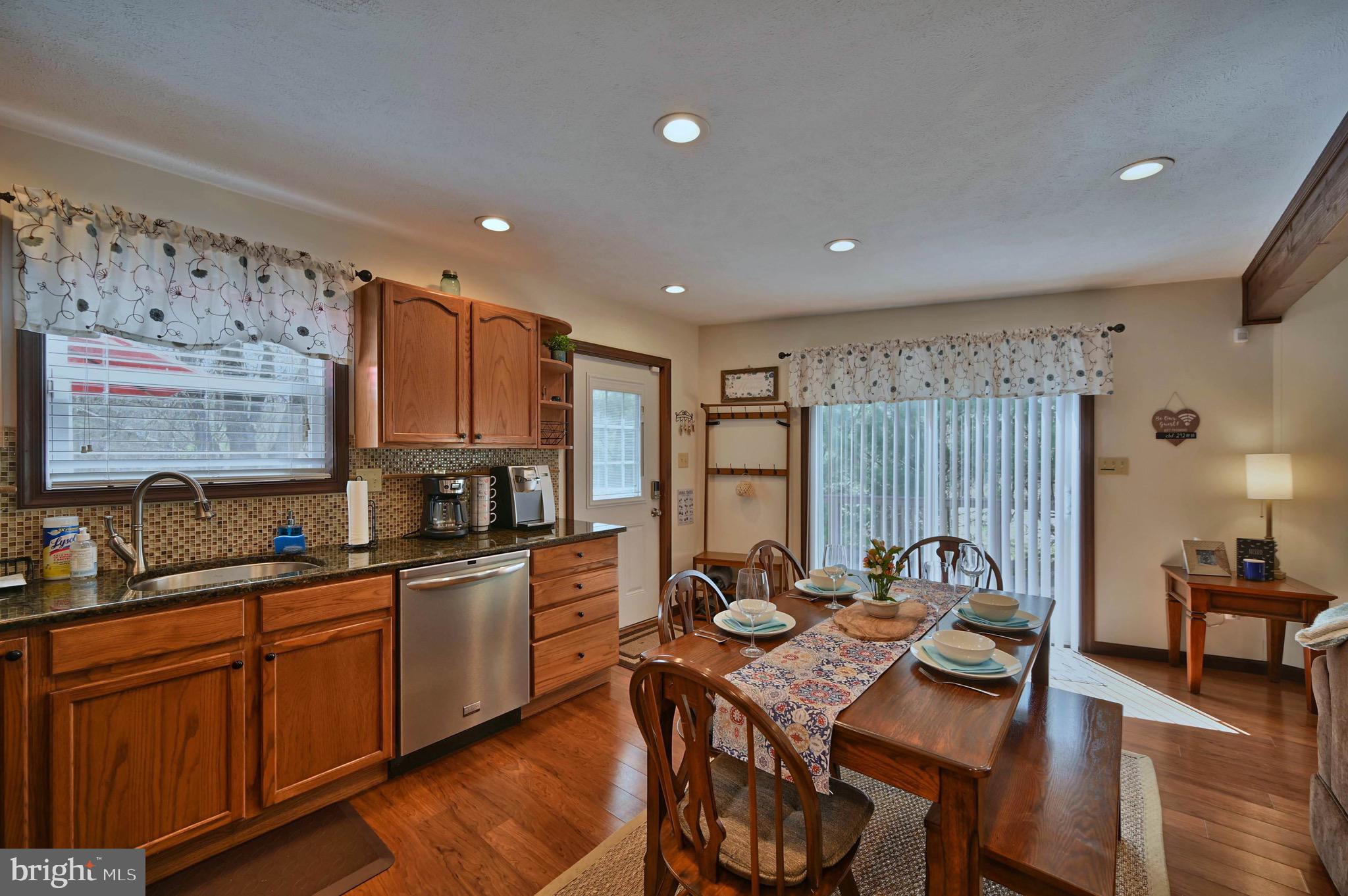 TOWAMENSING TRAILS - Residential