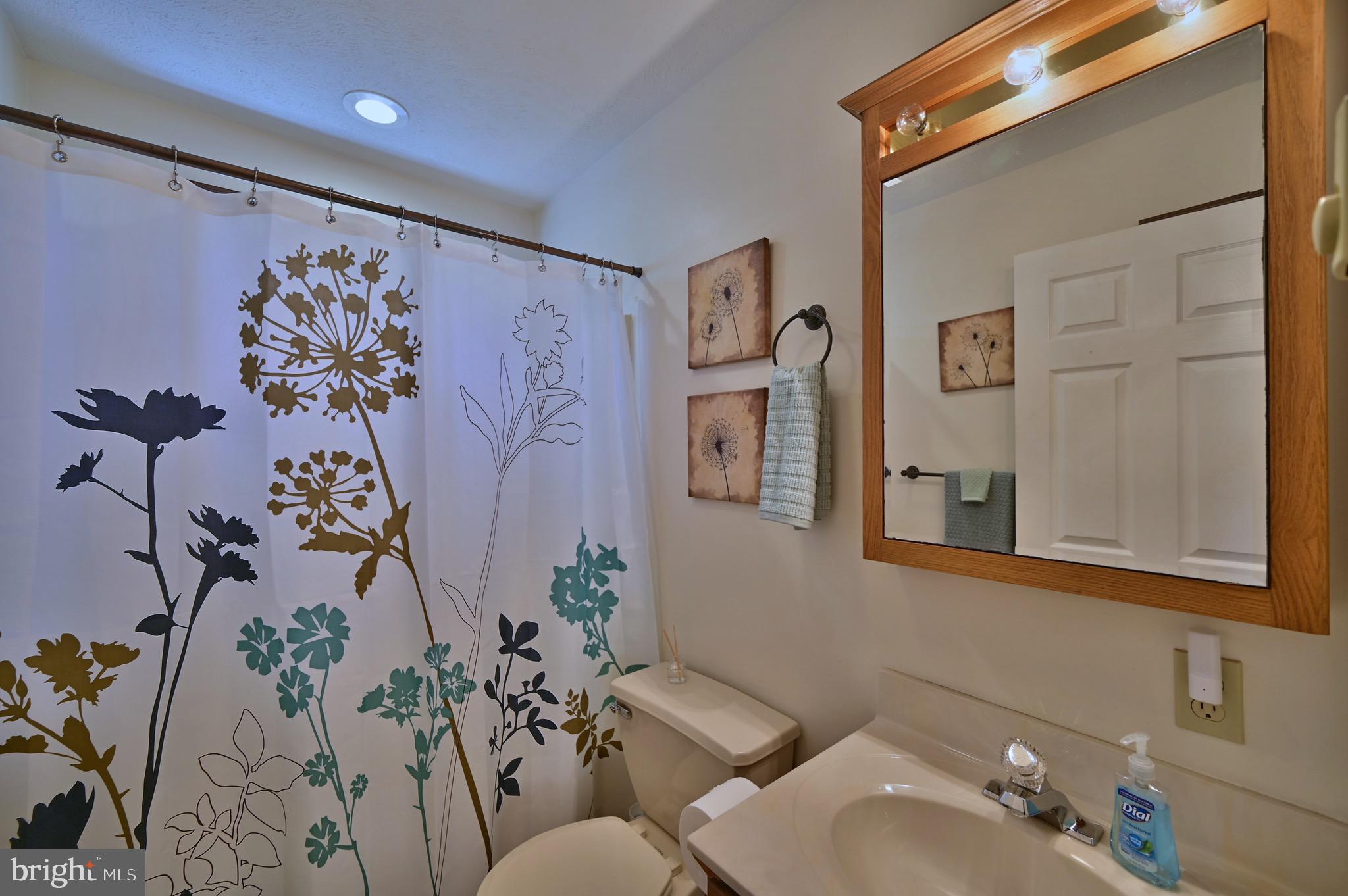 TOWAMENSING TRAILS - Residential