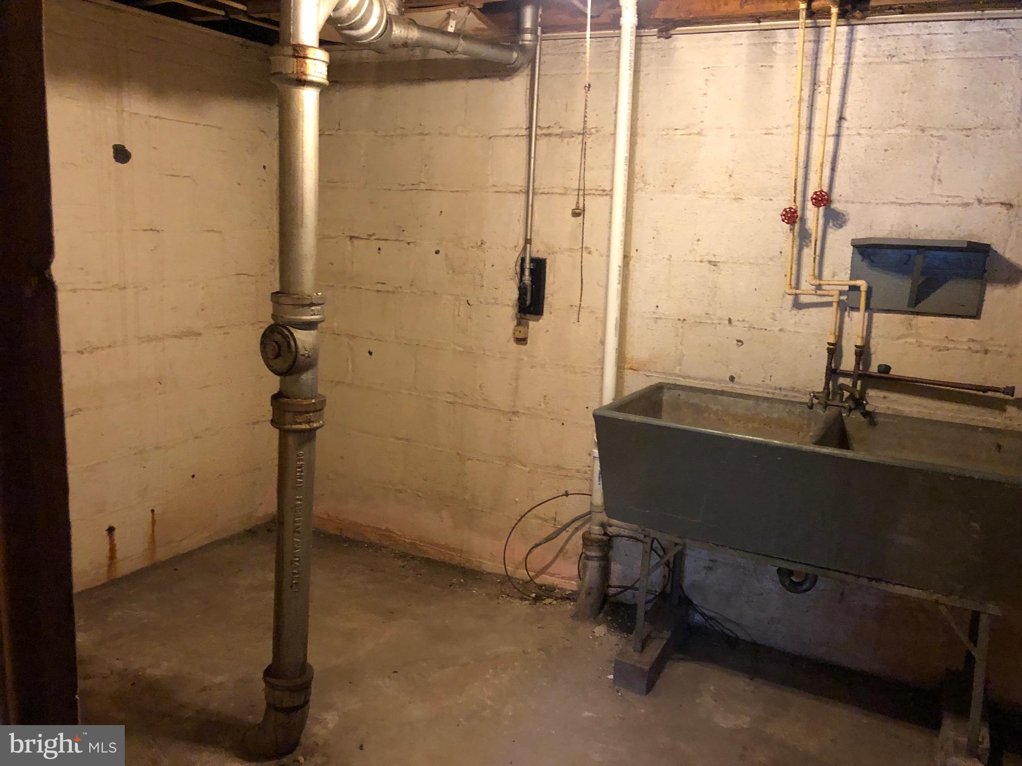 BERWYN HEIGHTS - Residential