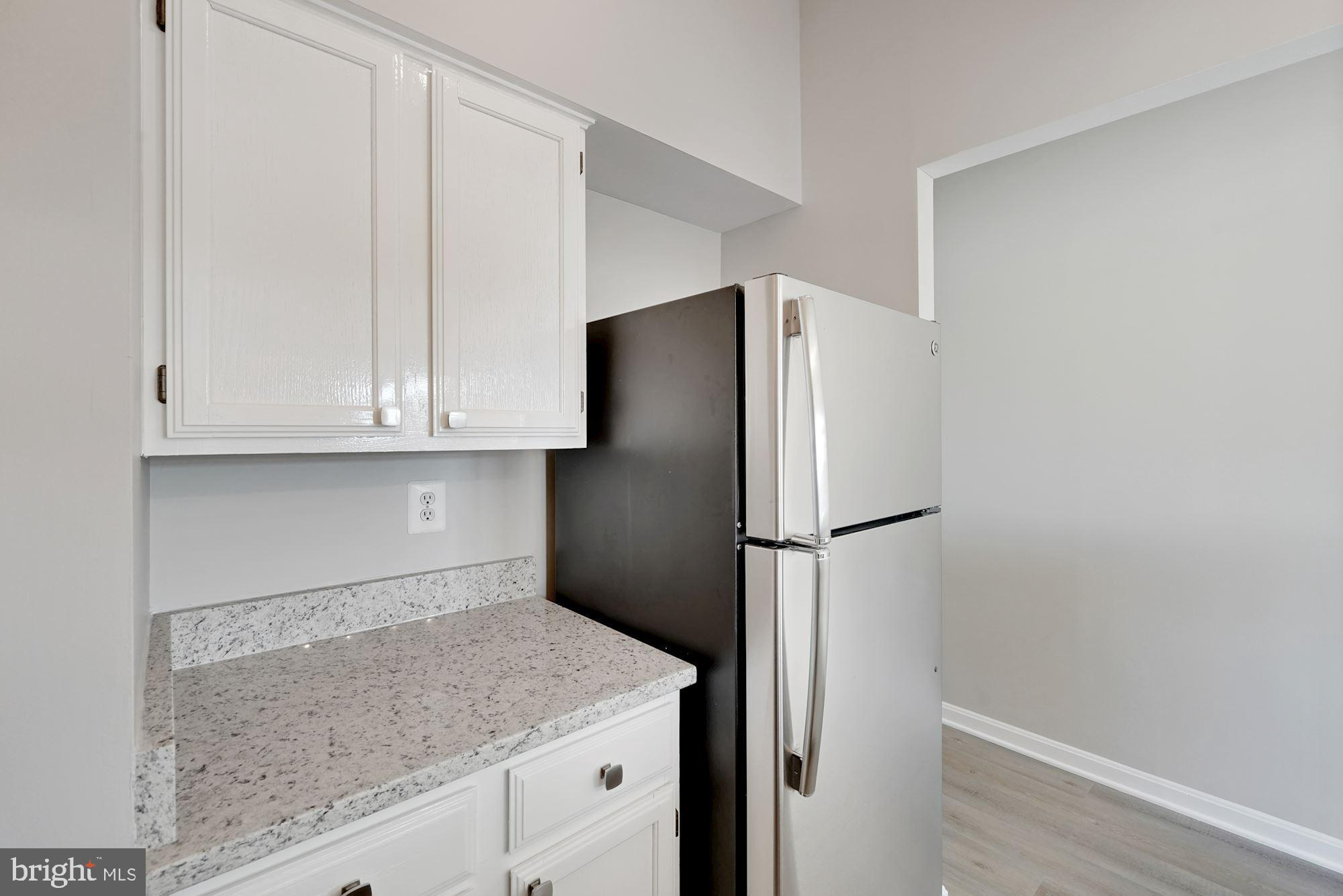 2400 CLARENDON BOULEVARD PH12