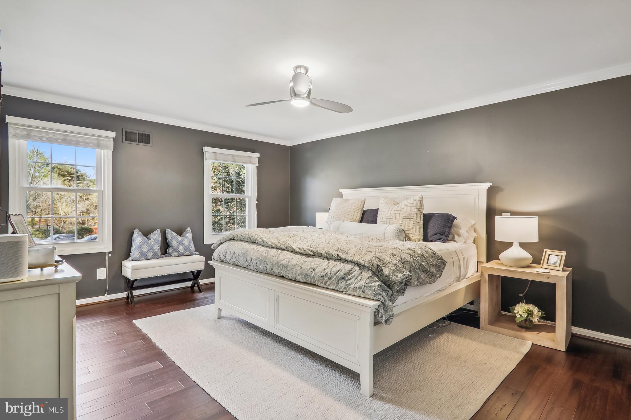 RIVERS EDGE - Residential