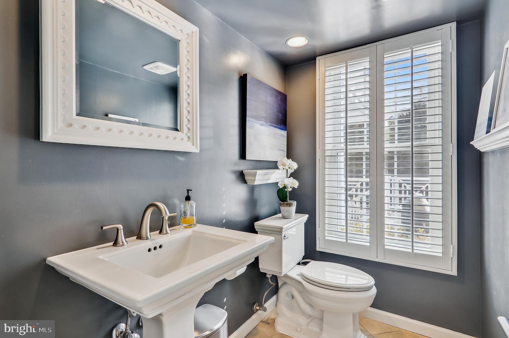 RIVERS EDGE - Residential