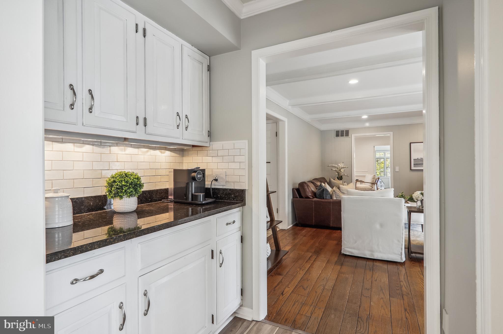 RIVERS EDGE - Residential