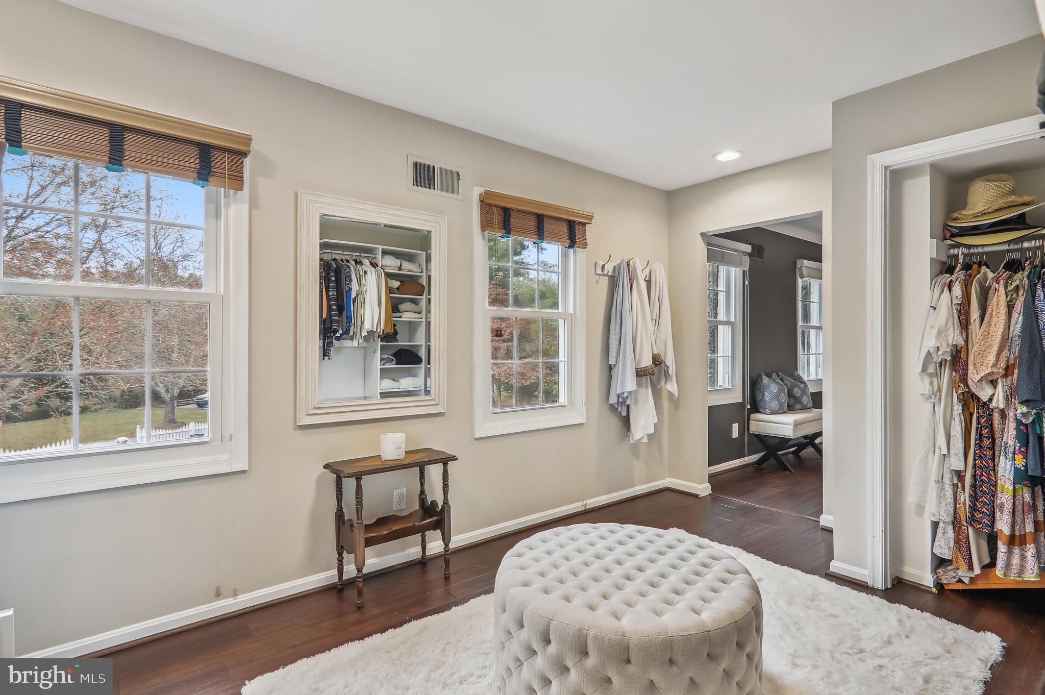 RIVERS EDGE - Residential