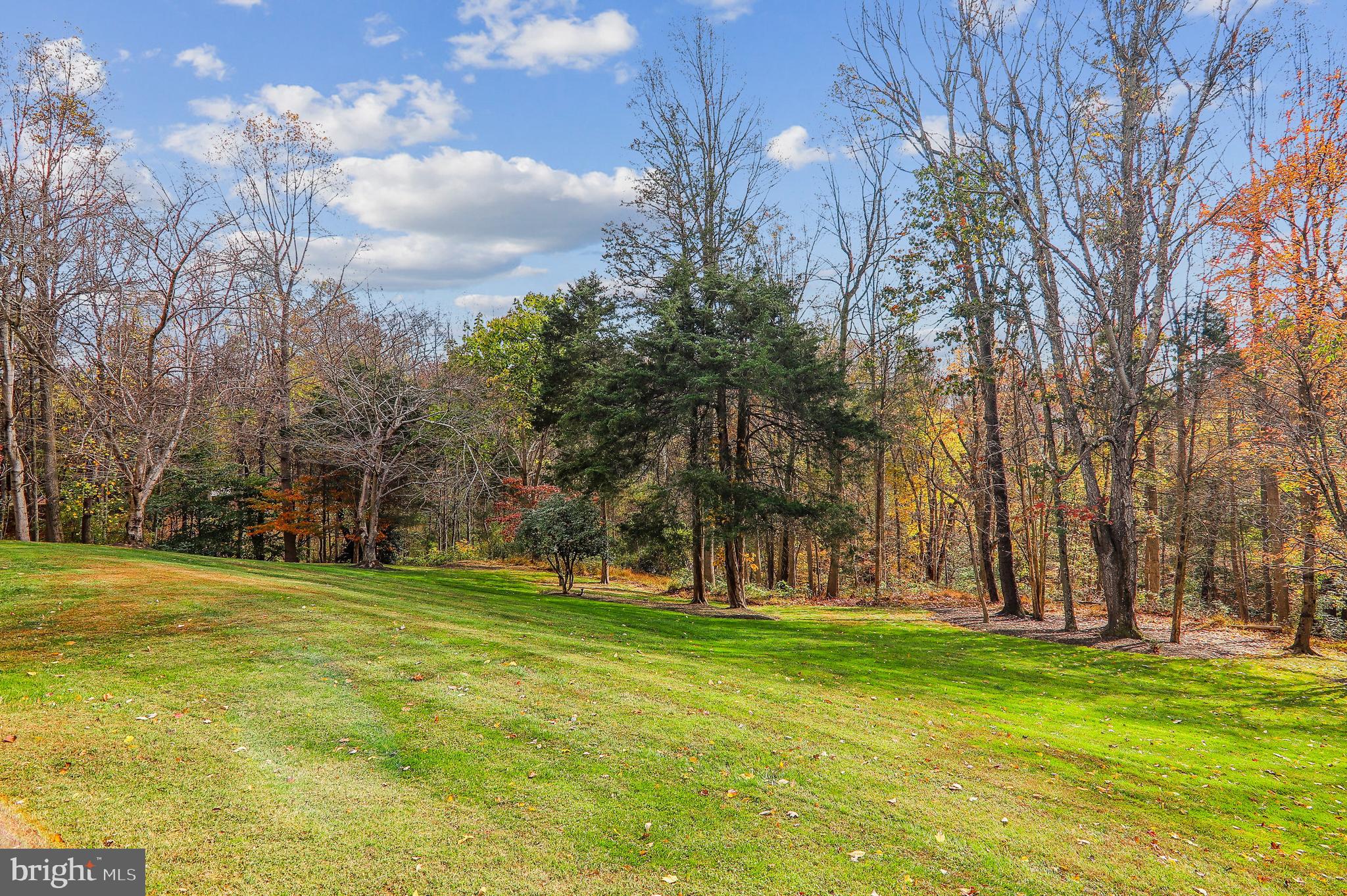 RIVERS EDGE - Residential