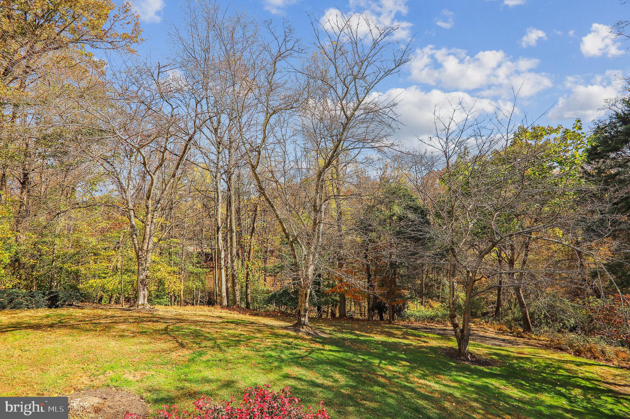 RIVERS EDGE - Residential