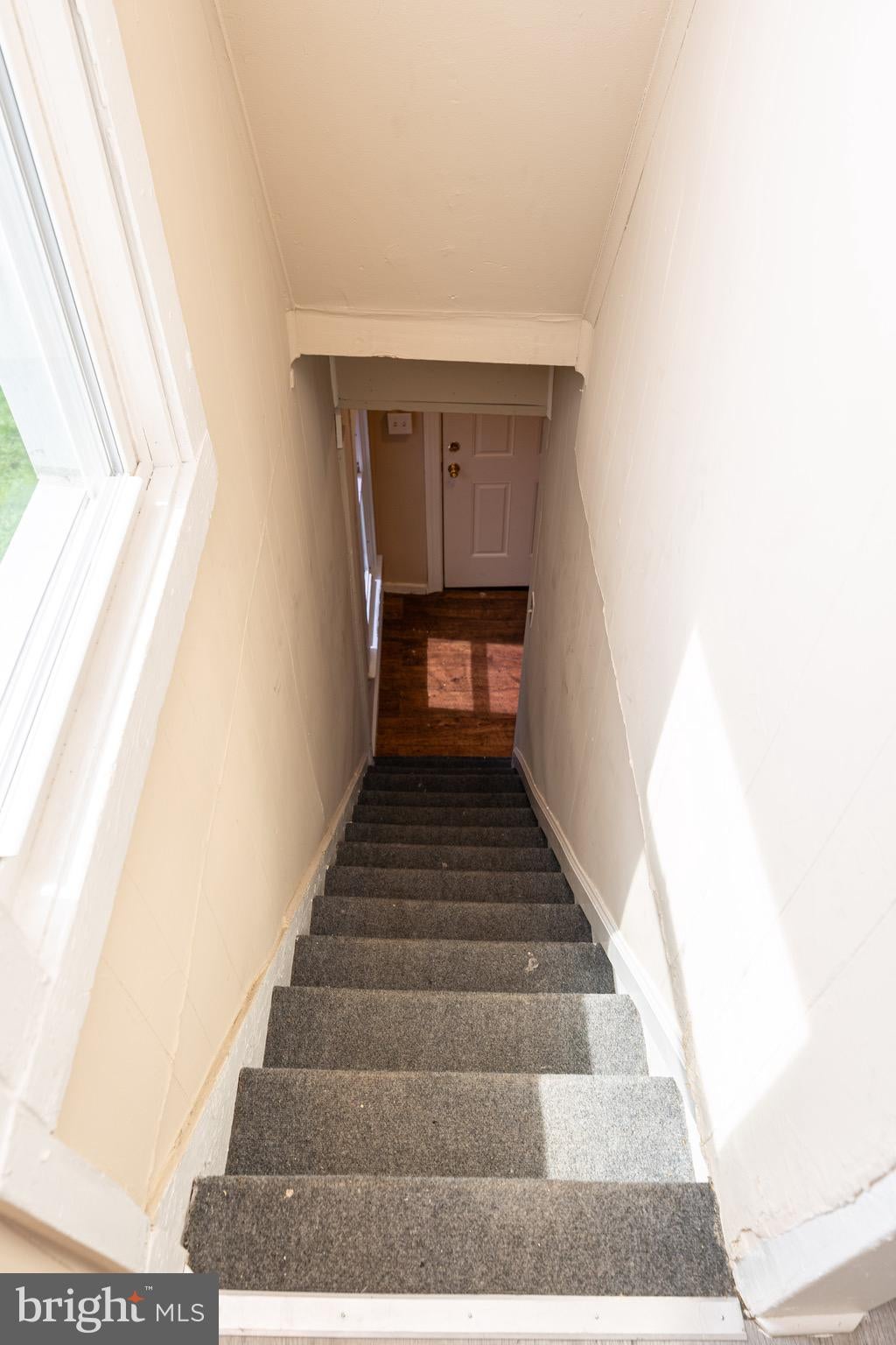 11 E 3RD STREET B