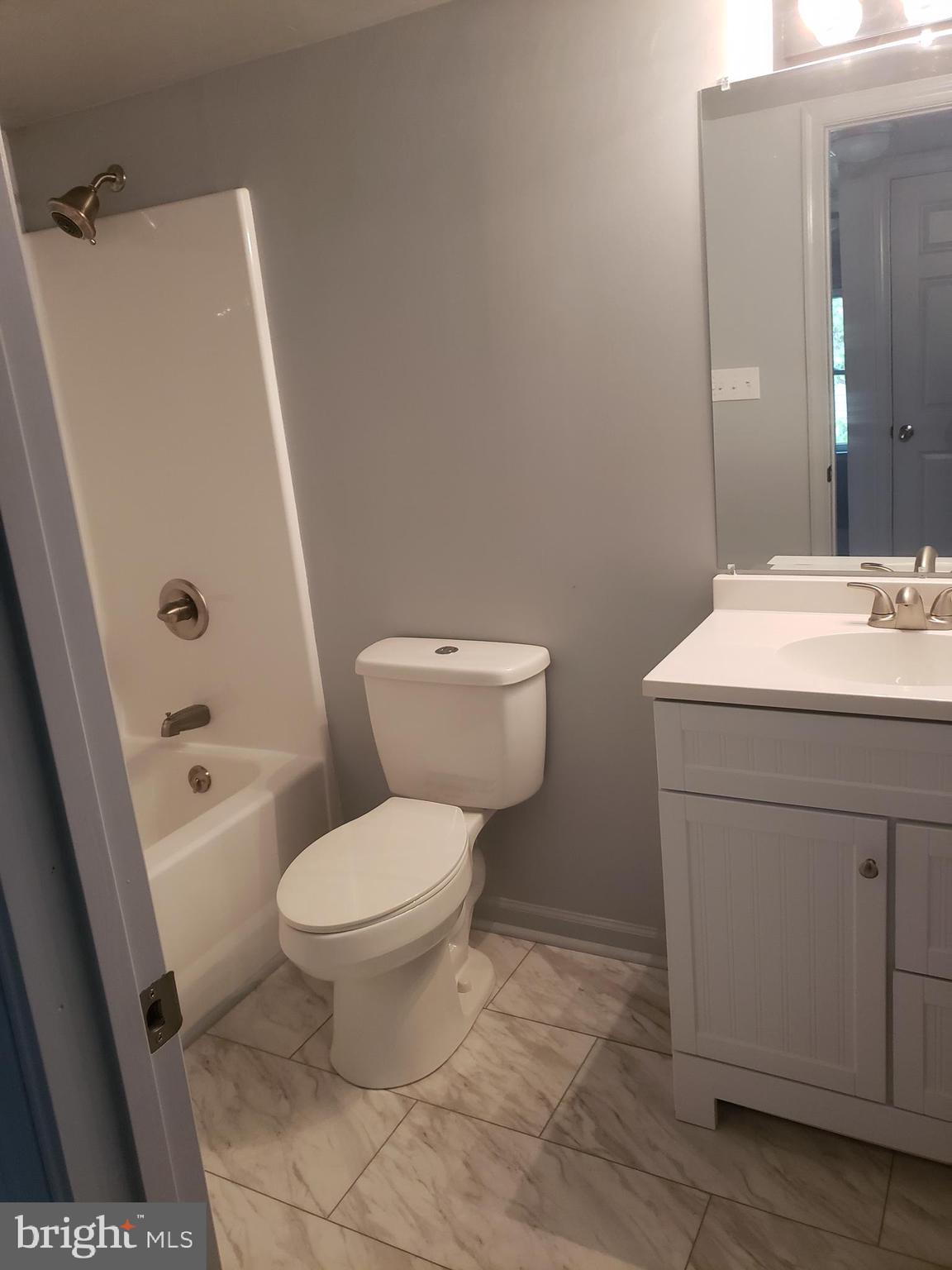 CAMBRIDGE - Residential Lease