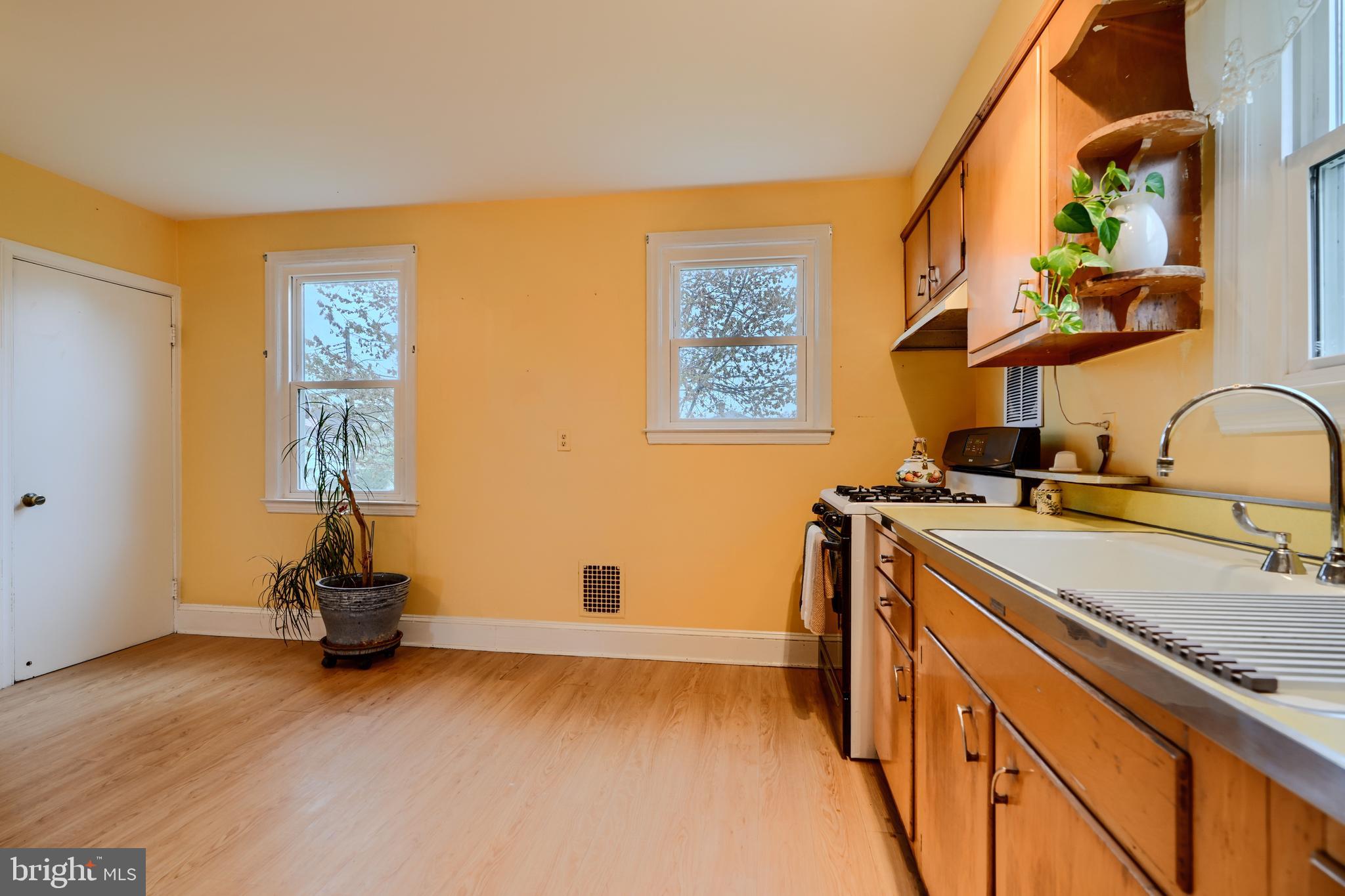 LYNCH POINT - Residential