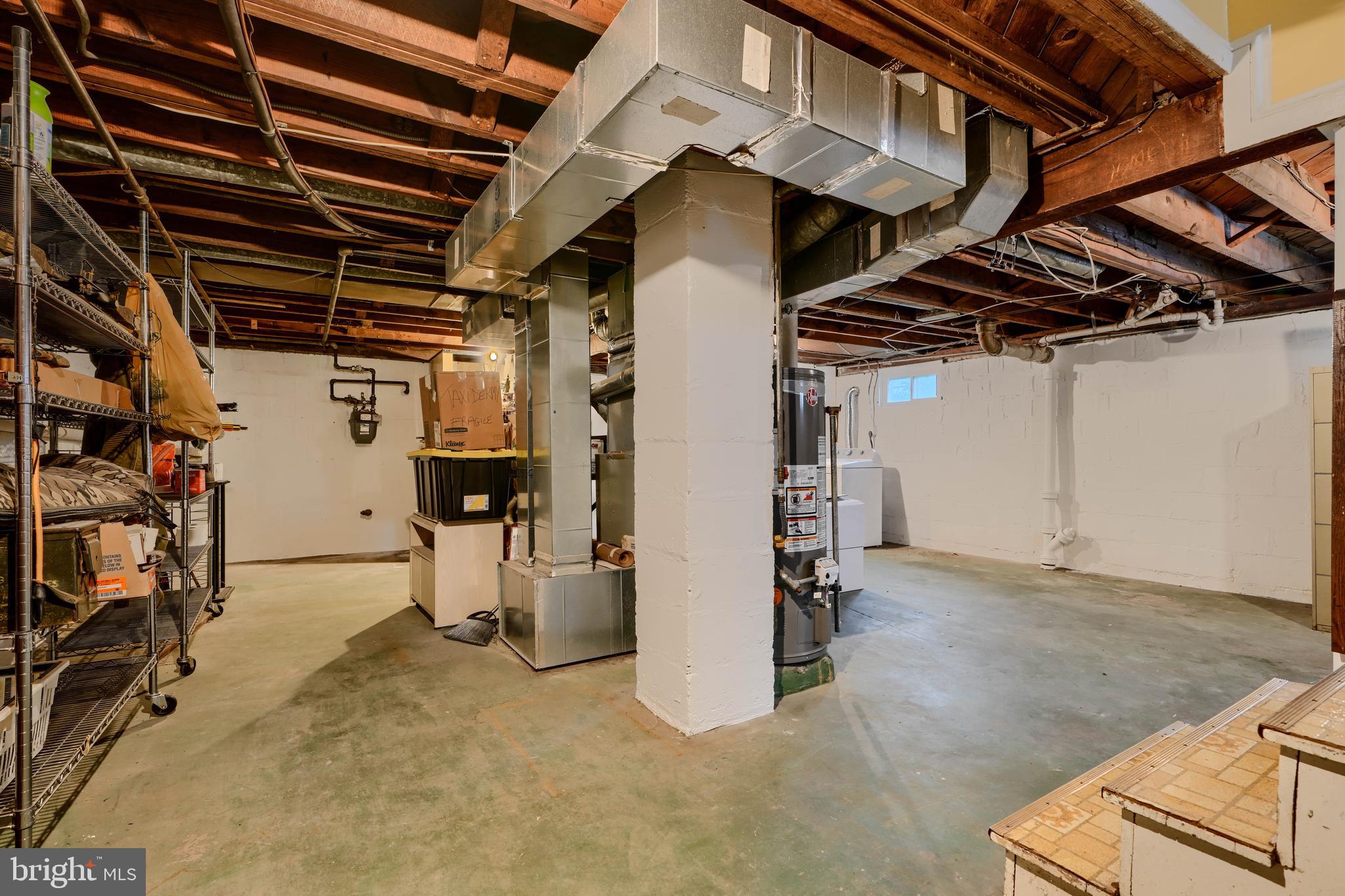 LYNCH POINT - Residential