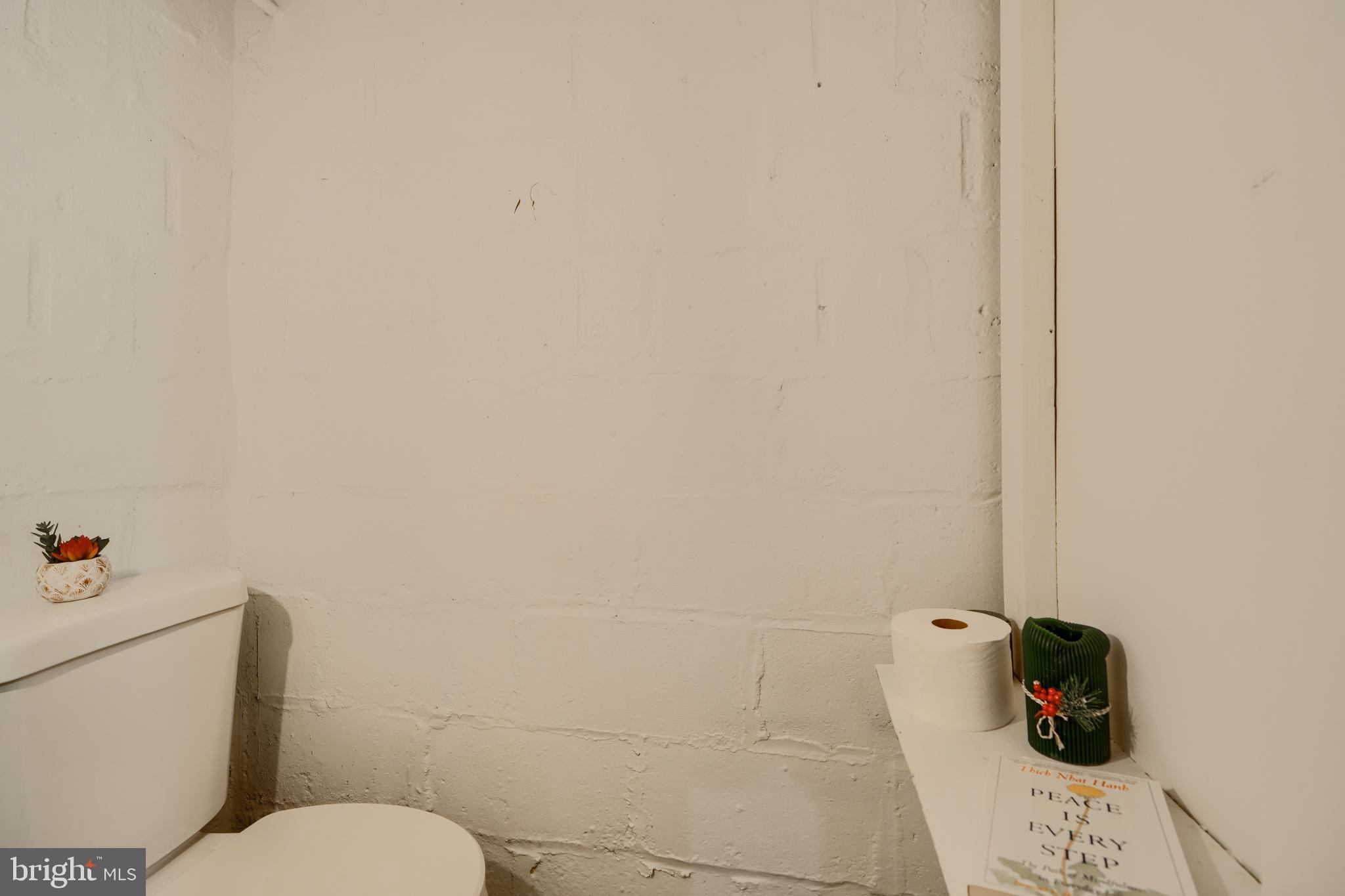 LYNCH POINT - Residential