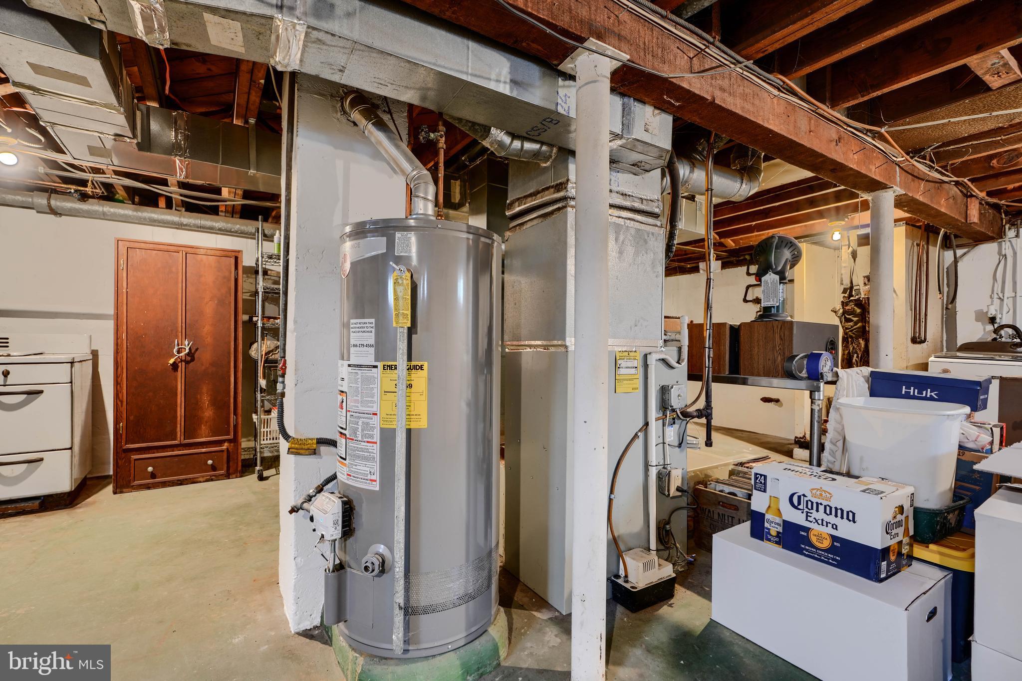 LYNCH POINT - Residential