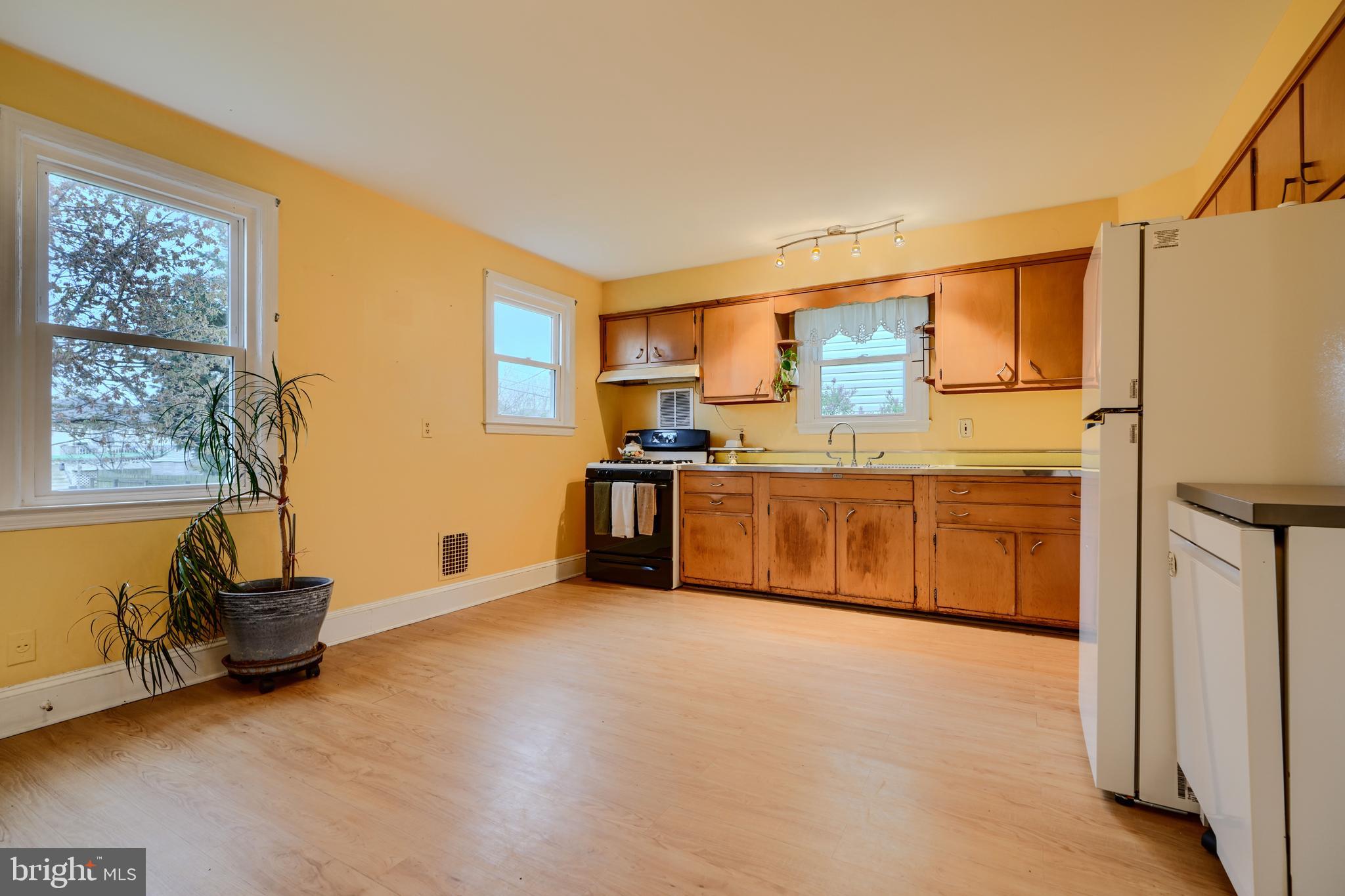 LYNCH POINT - Residential