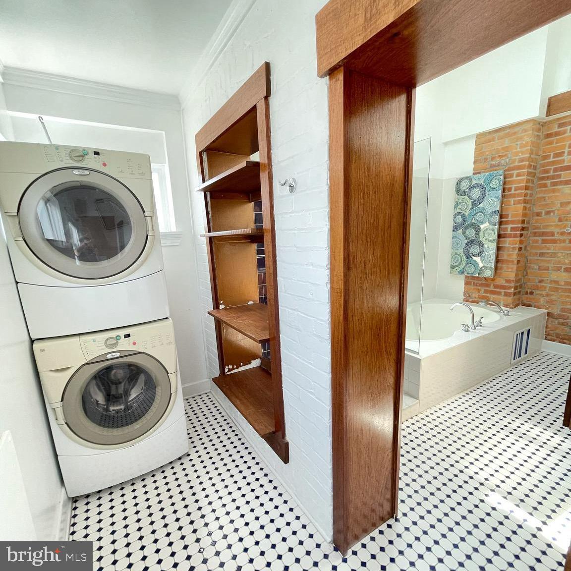 DOWNTOWN FREDERICK - Residential Lease