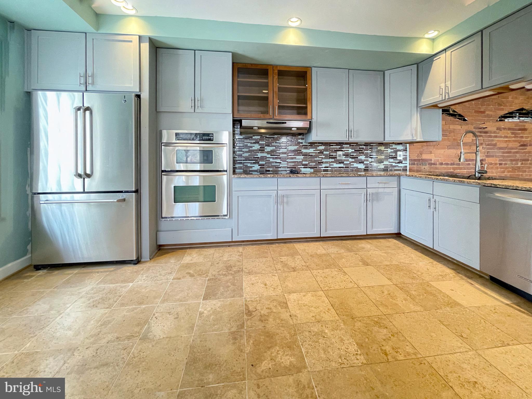 DOWNTOWN FREDERICK - Residential Lease