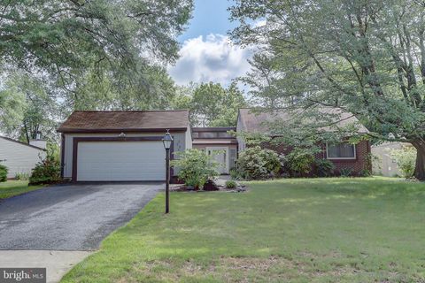 2205 PECAN LANE BOWIE MD 20716