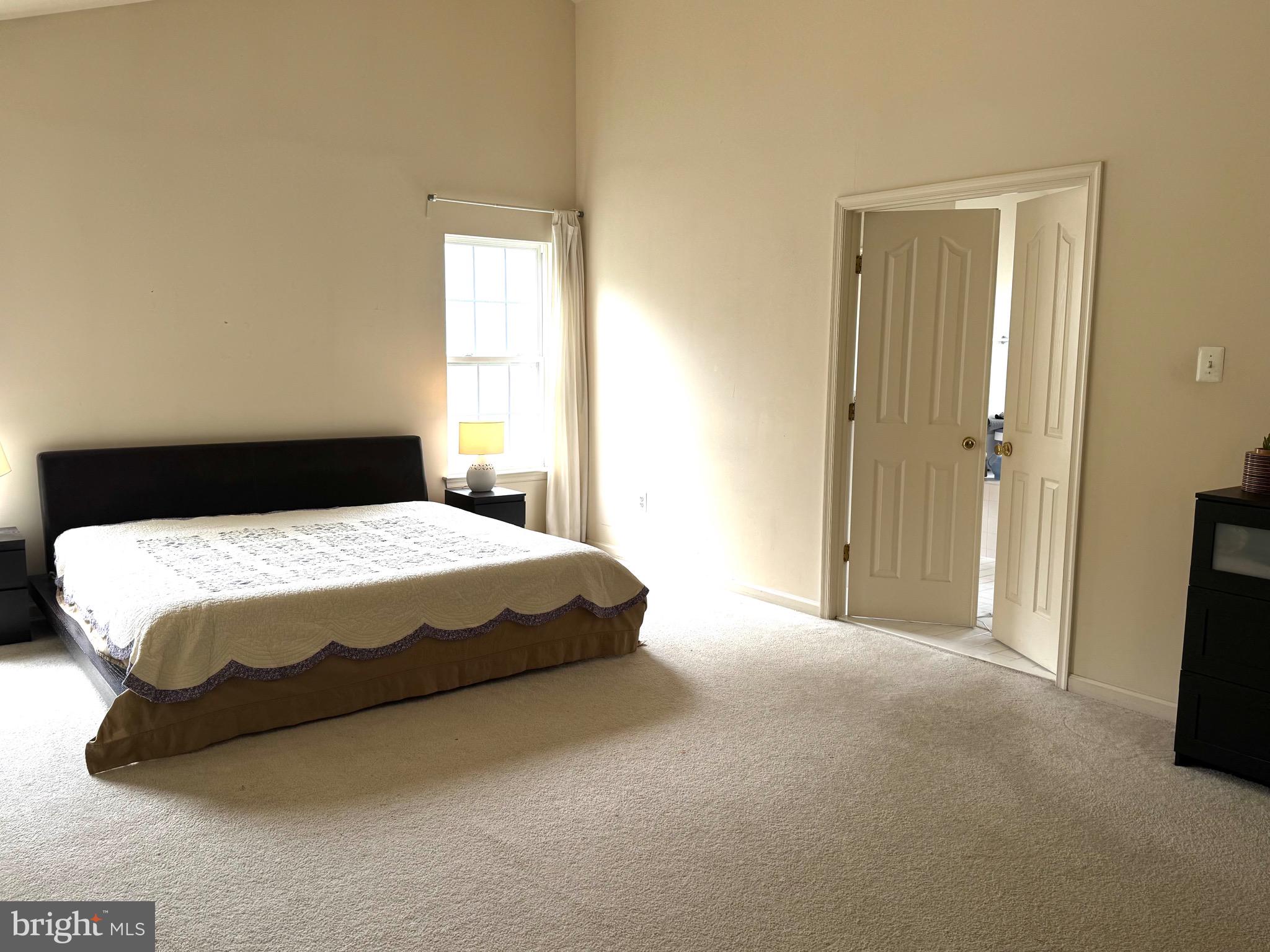 LAKEVIEW - Residential Lease