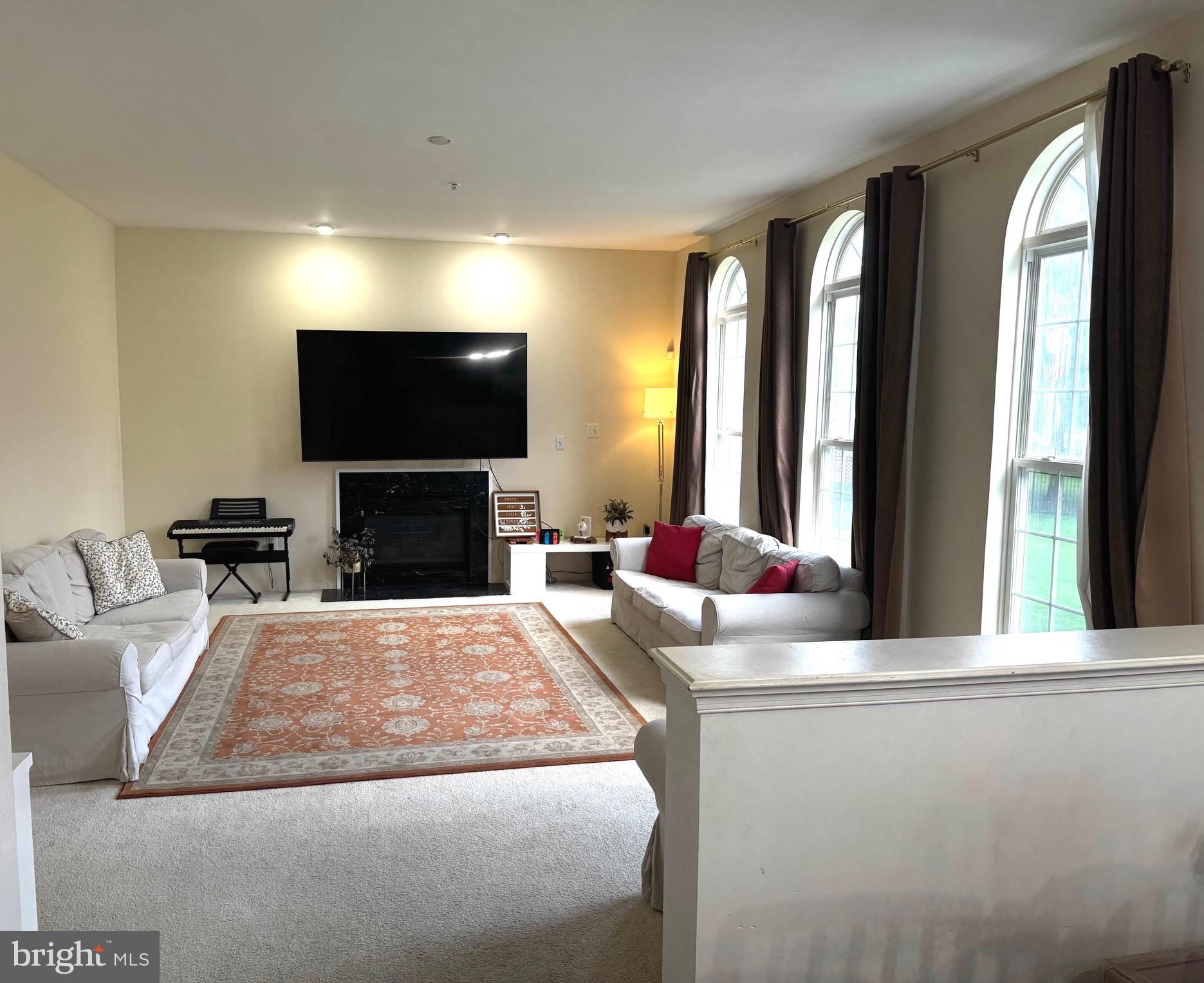 LAKEVIEW - Residential Lease