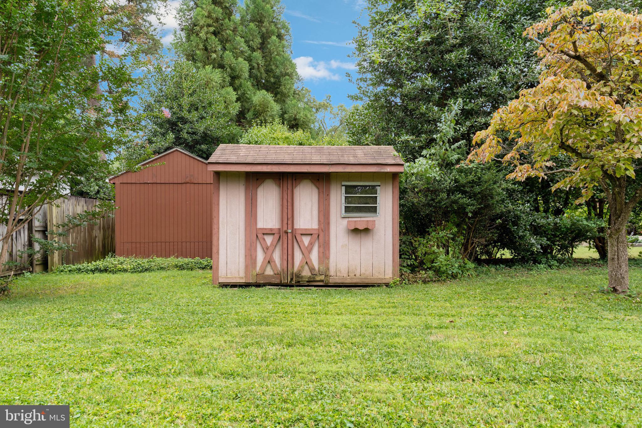 WILDWOOD MANOR - Residential