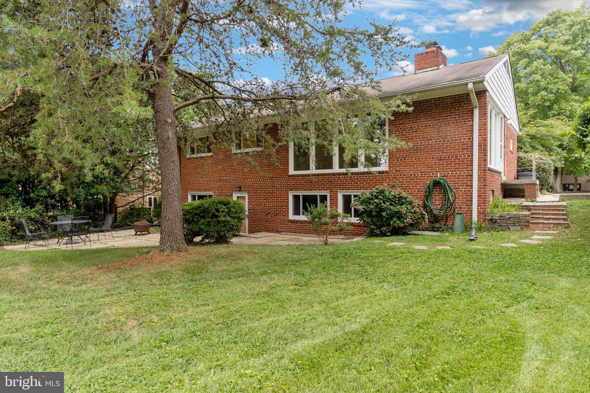 WILDWOOD MANOR - Residential