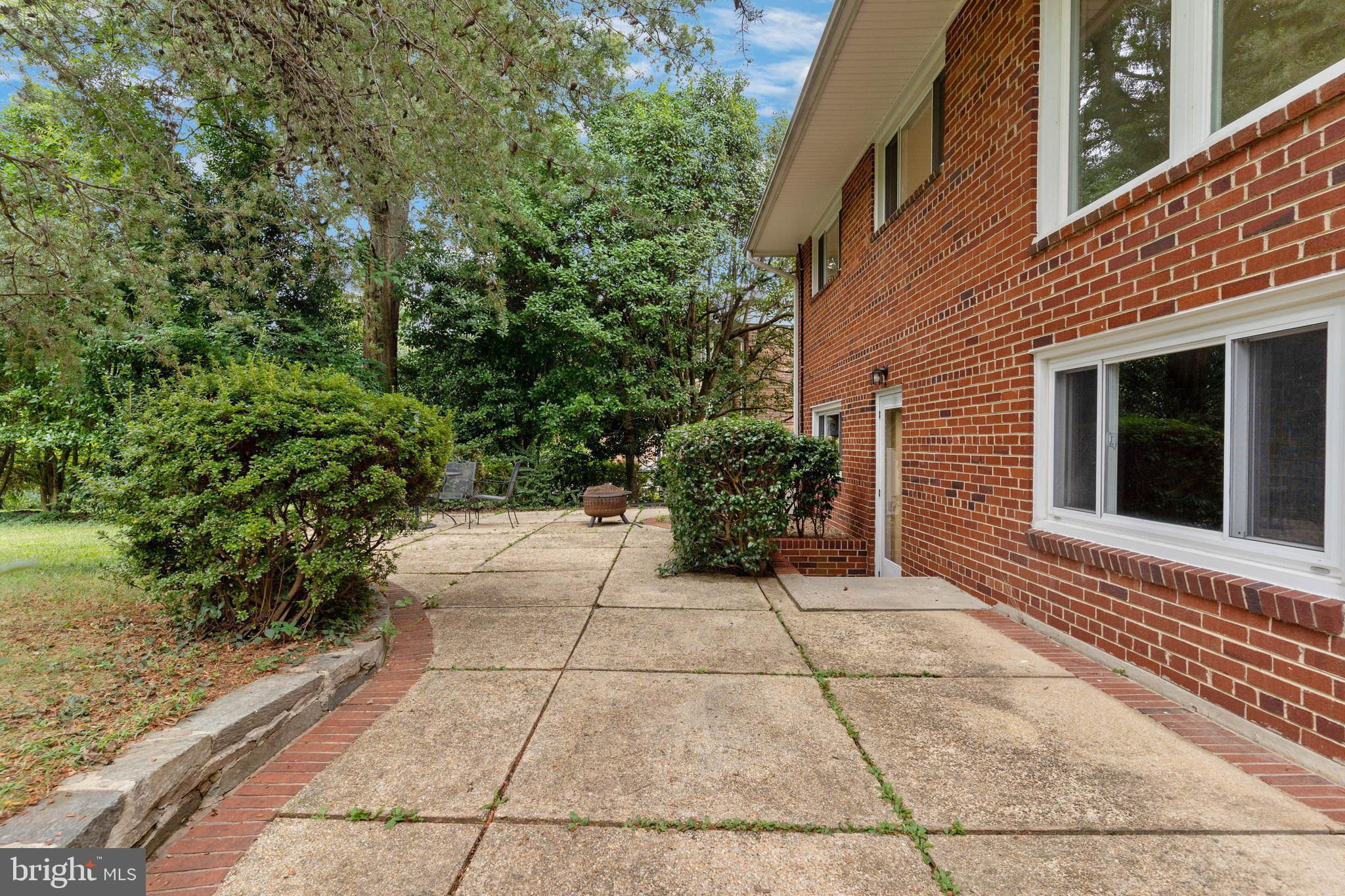 WILDWOOD MANOR - Residential