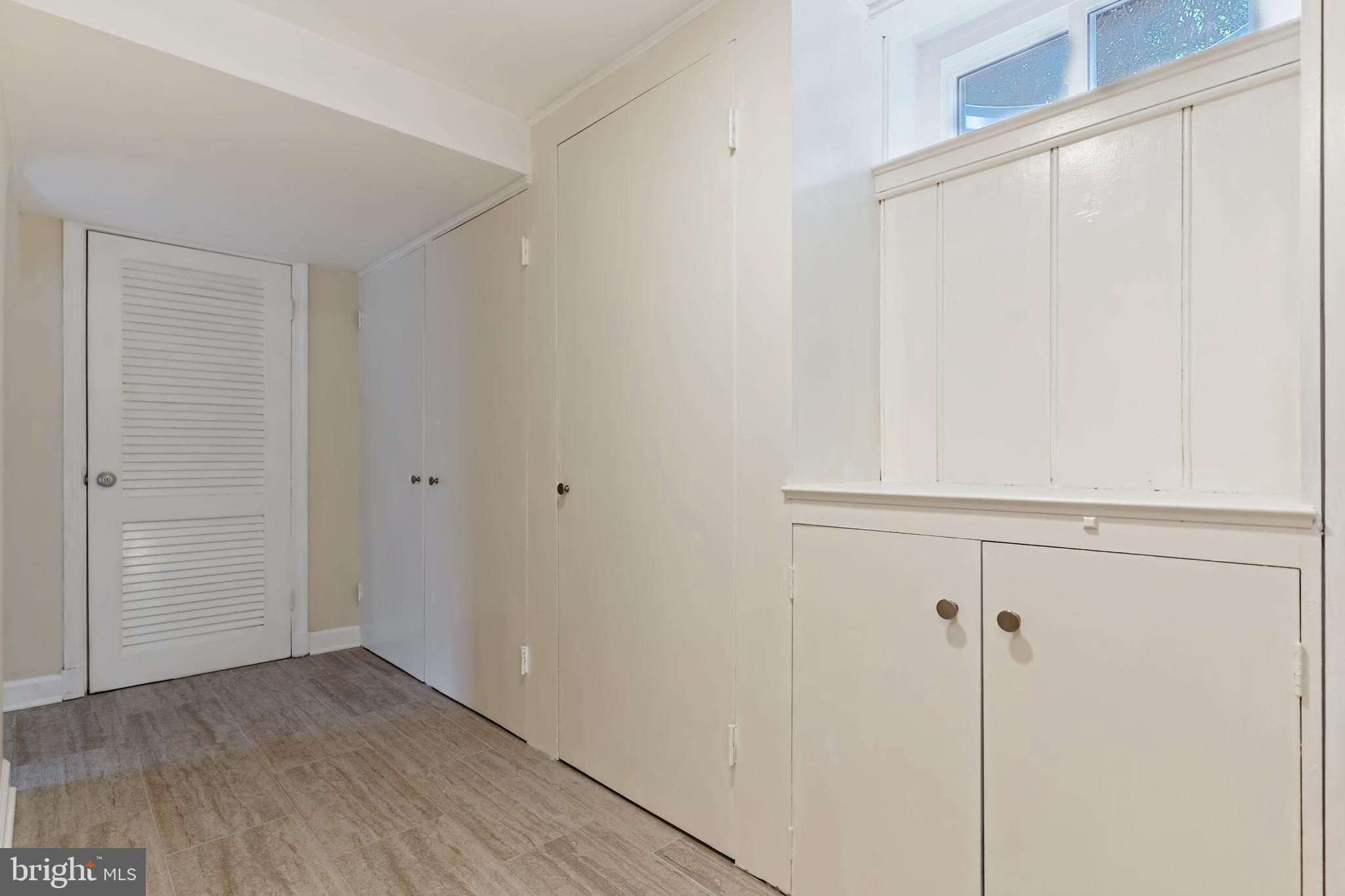 WILDWOOD MANOR - Residential