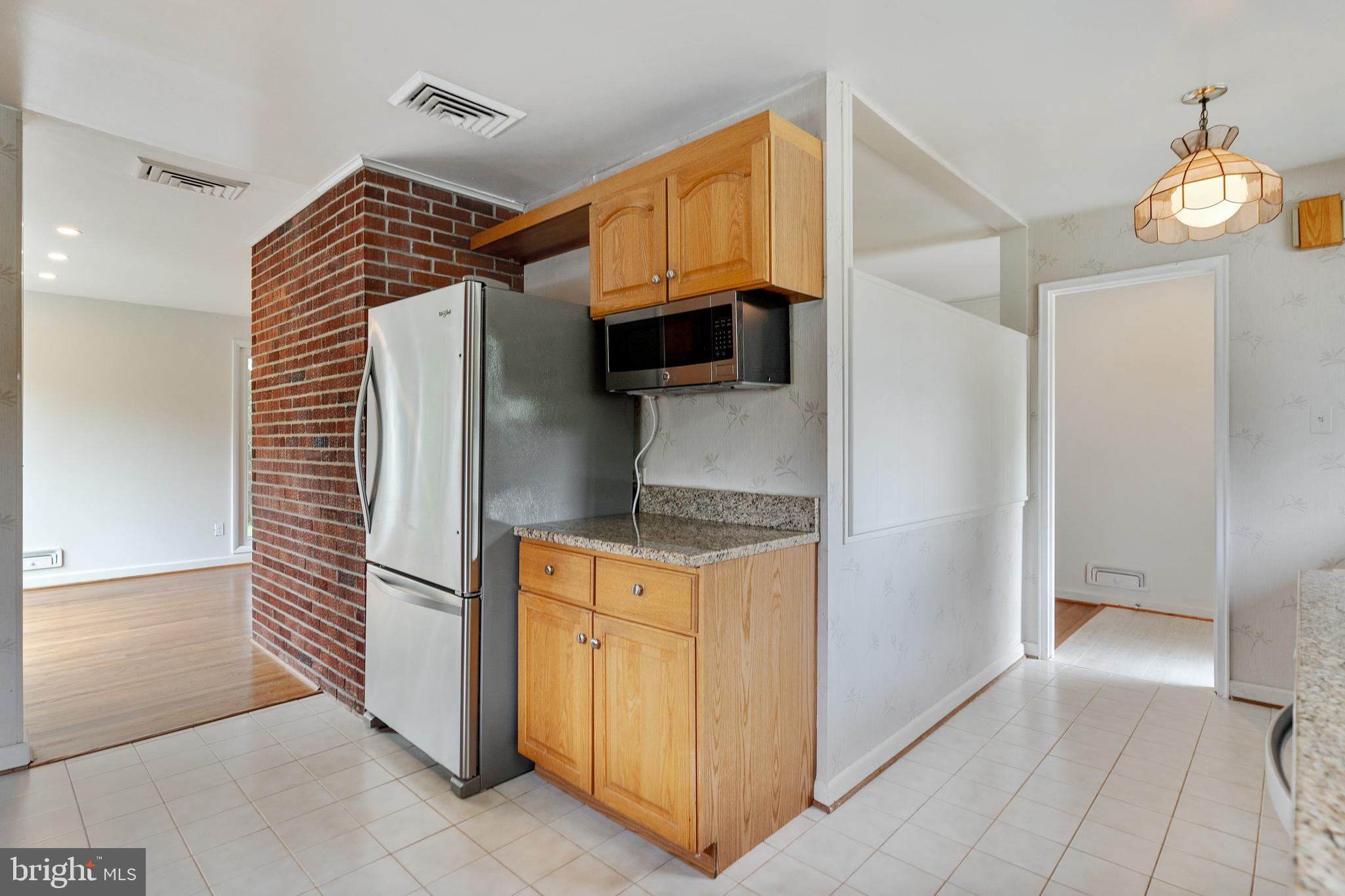 WILDWOOD MANOR - Residential