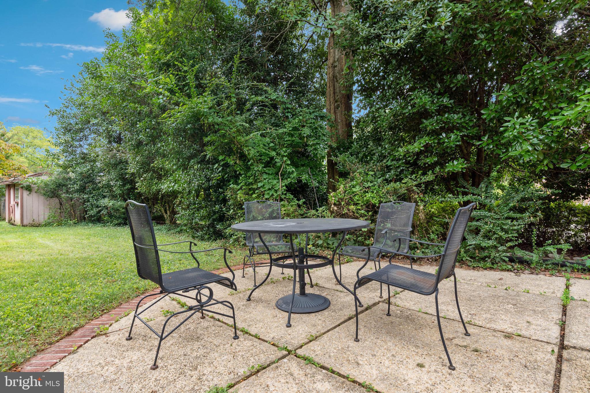 WILDWOOD MANOR - Residential