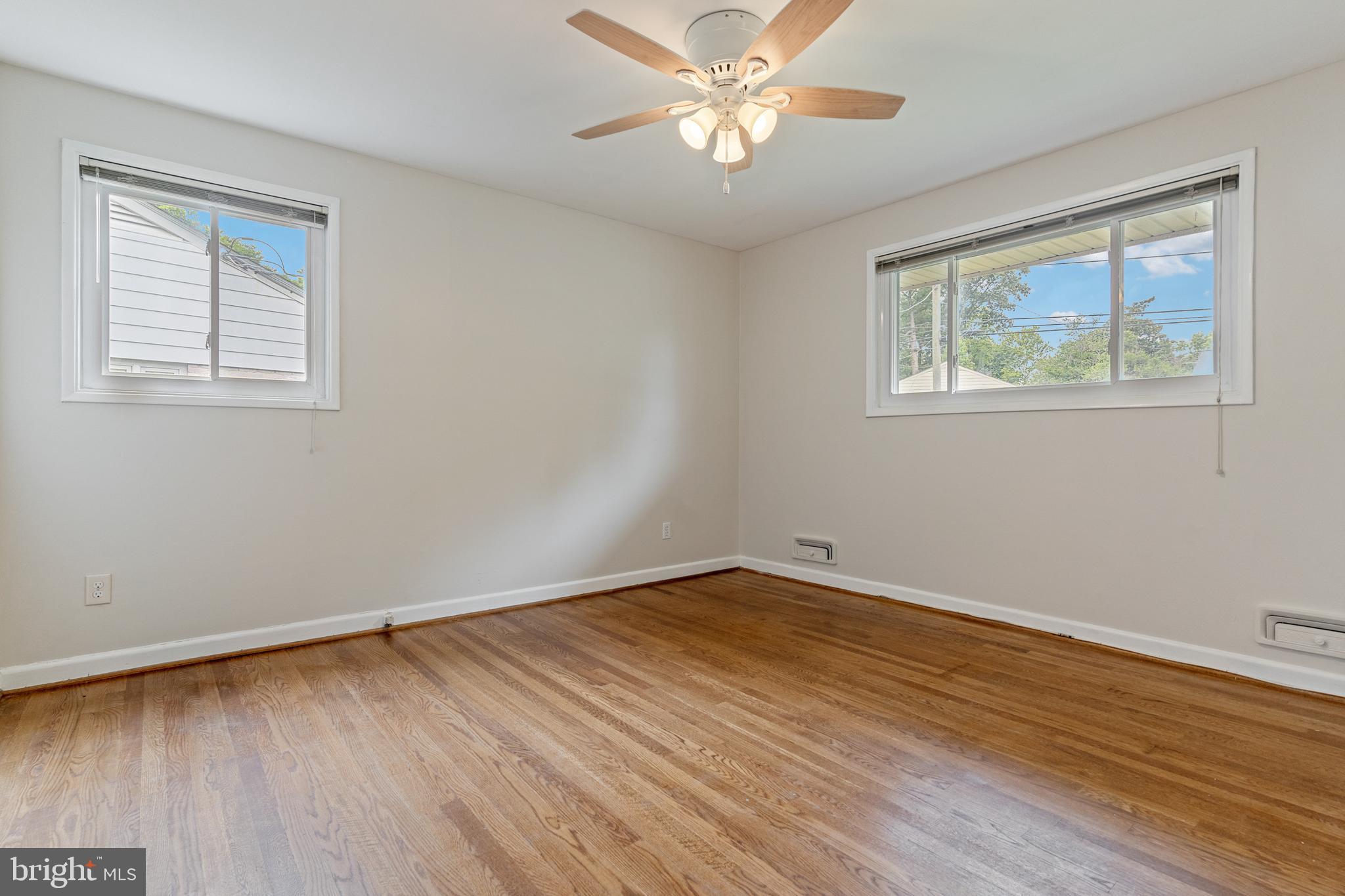 WILDWOOD MANOR - Residential