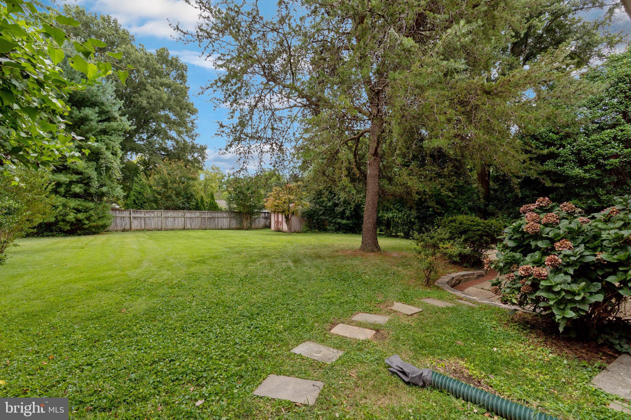 WILDWOOD MANOR - Residential