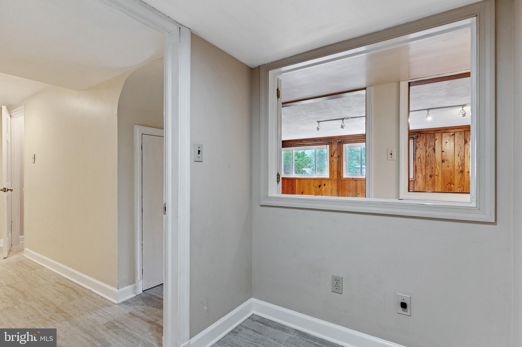 WILDWOOD MANOR - Residential