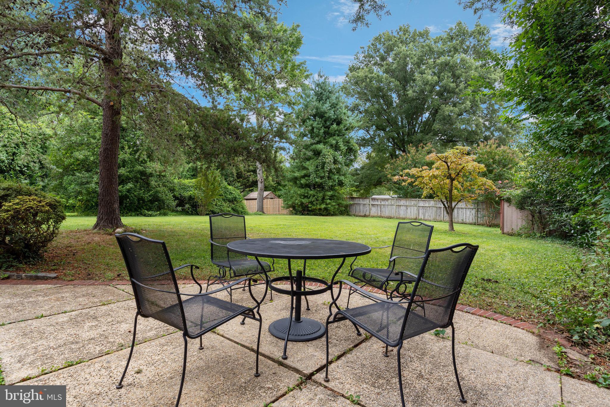 WILDWOOD MANOR - Residential