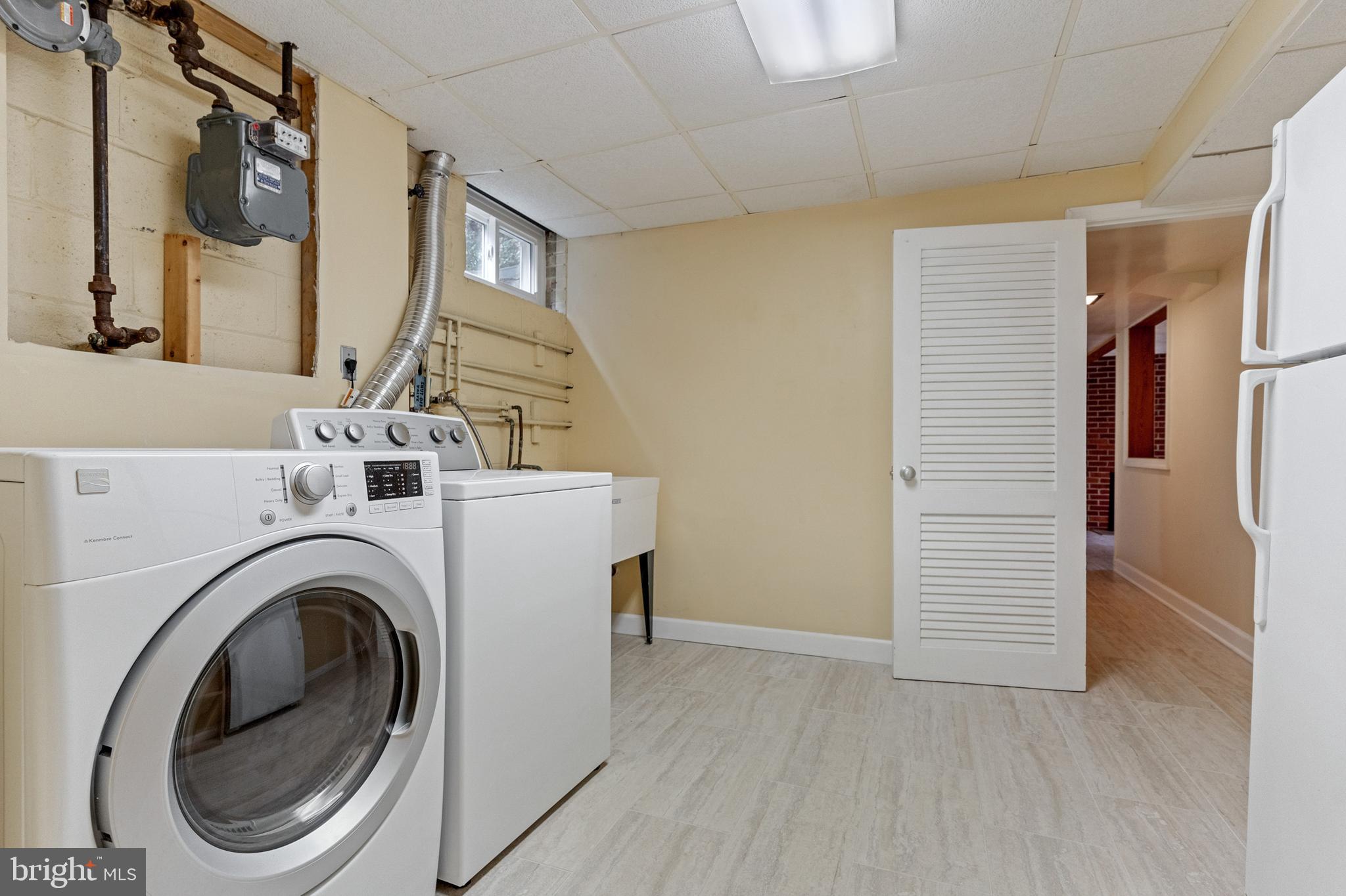 WILDWOOD MANOR - Residential