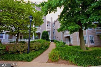 SANDELING - Residential Lease