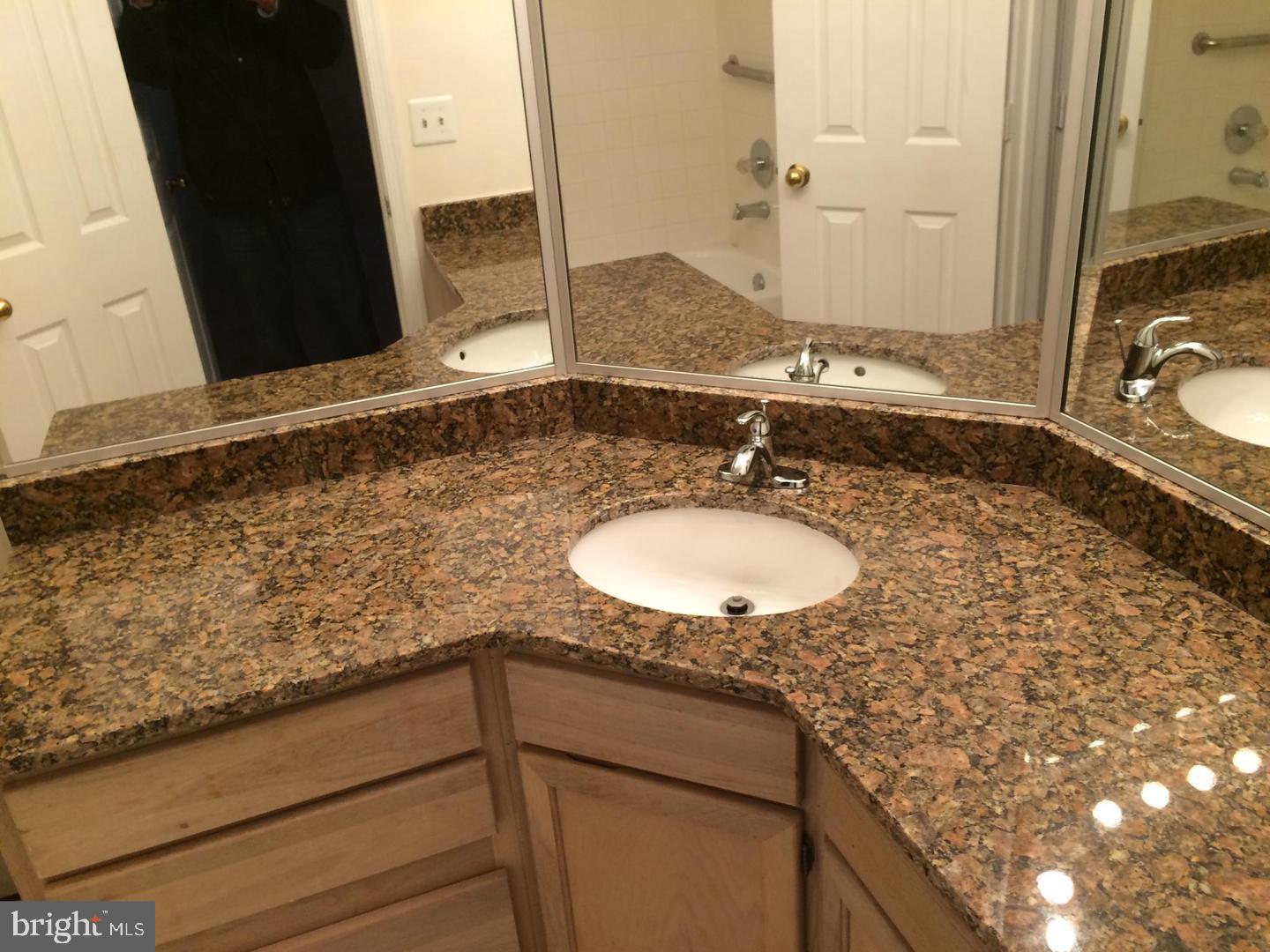 SANDELING - Residential Lease